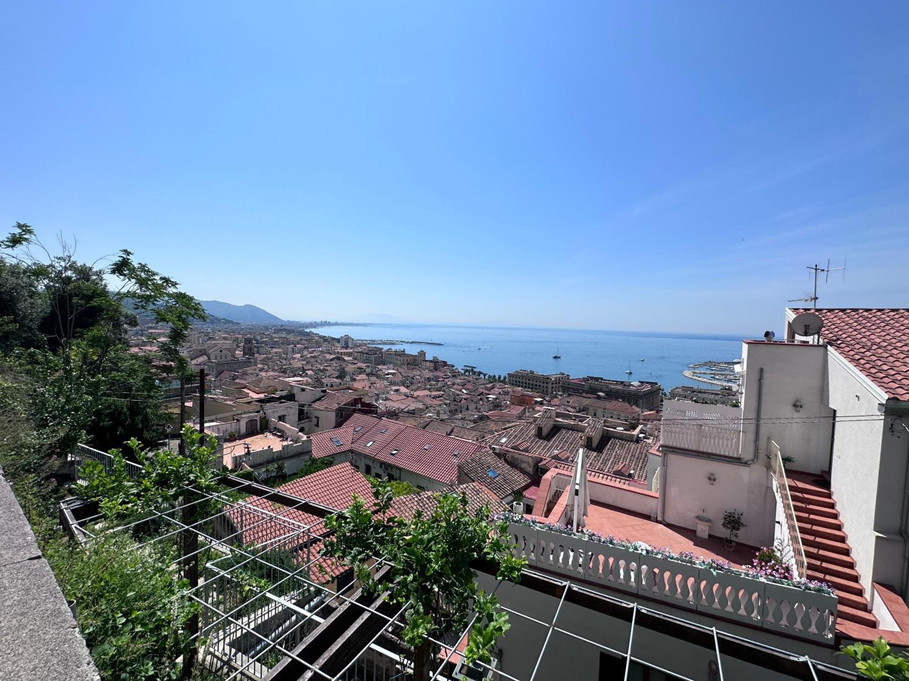 Casa "Positano" da Ely - Salerno Centro con Self check-in photo 3