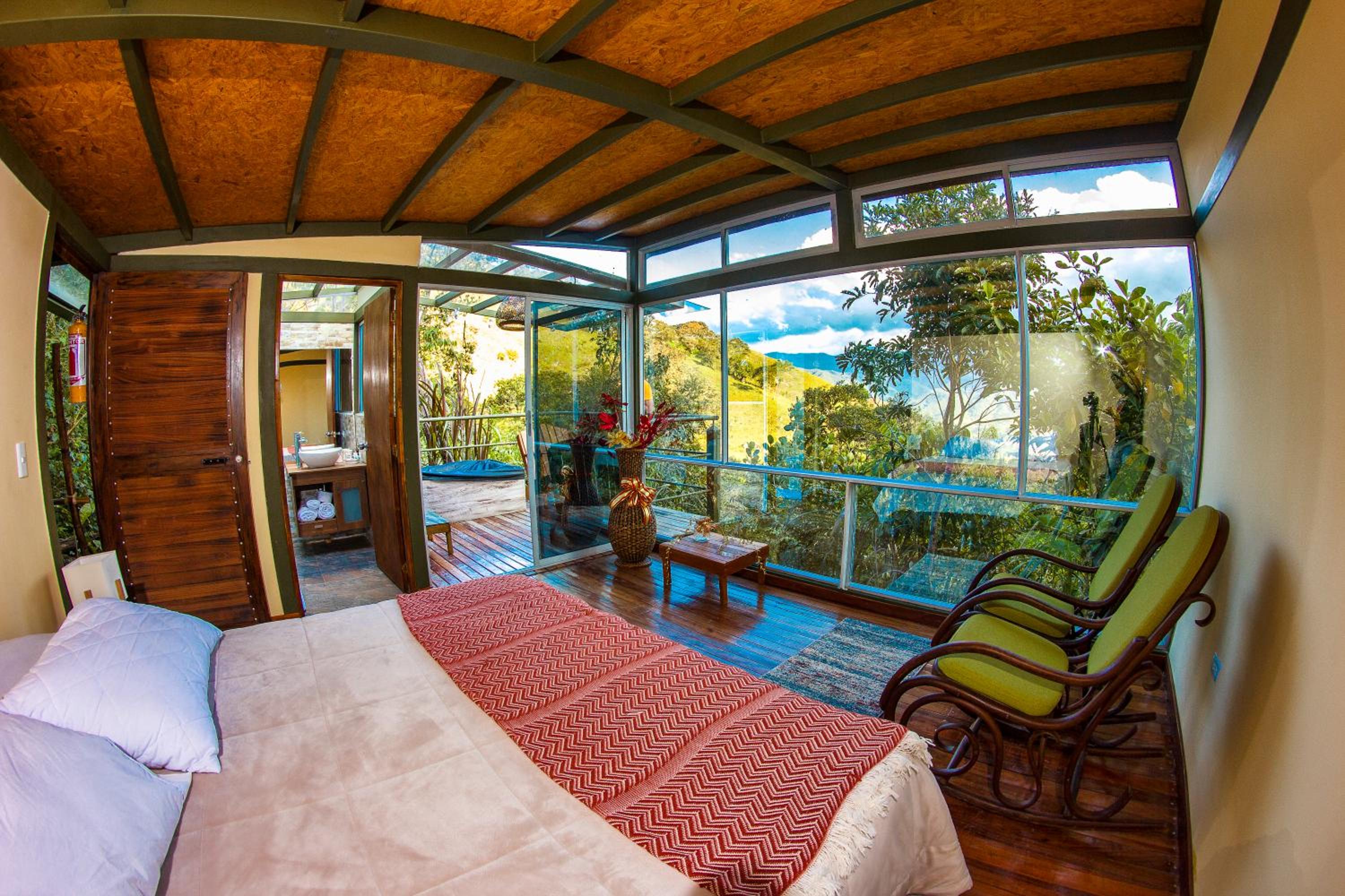 ANCESTRAL GLAMPING