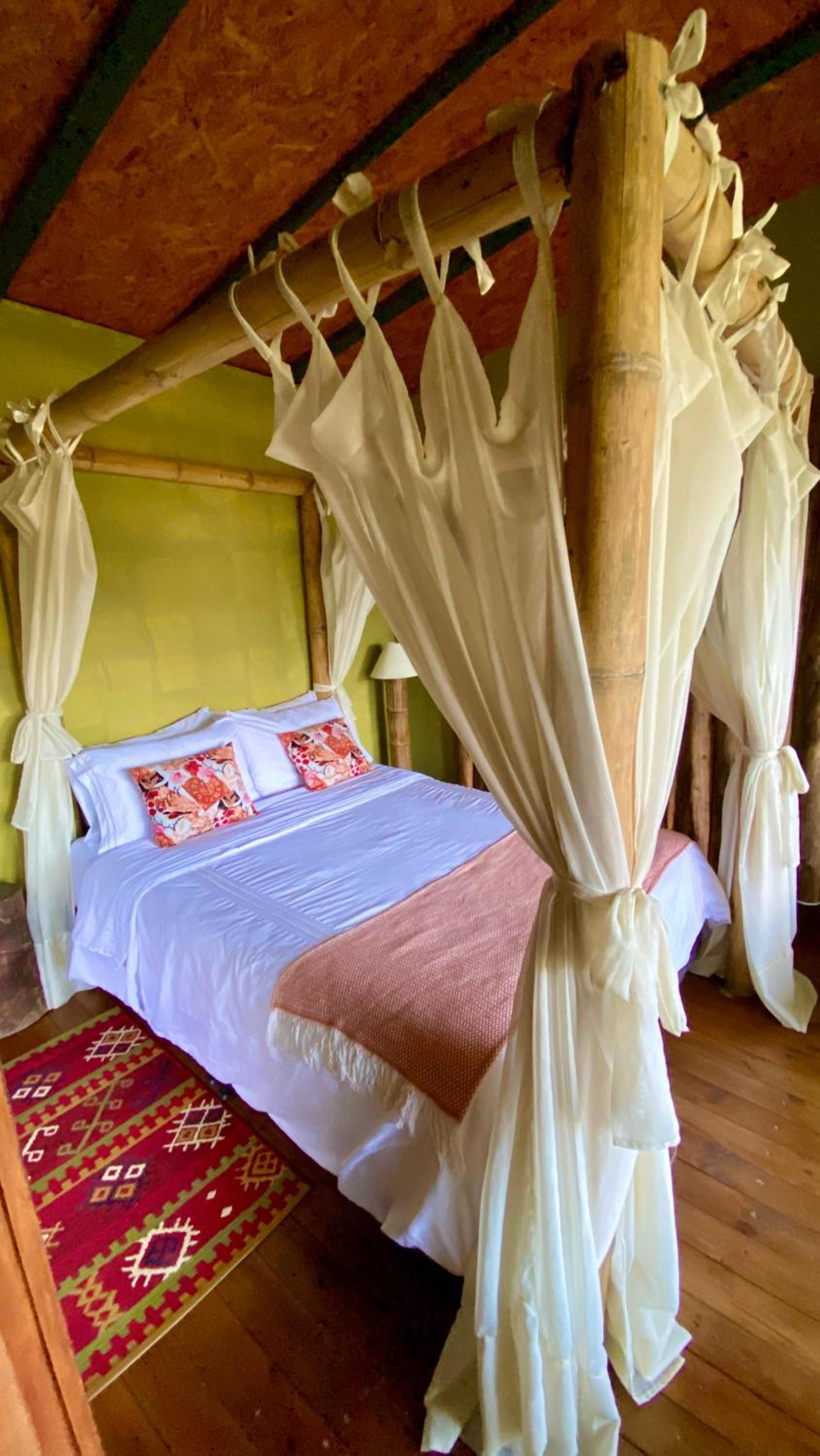 ANCESTRAL GLAMPING