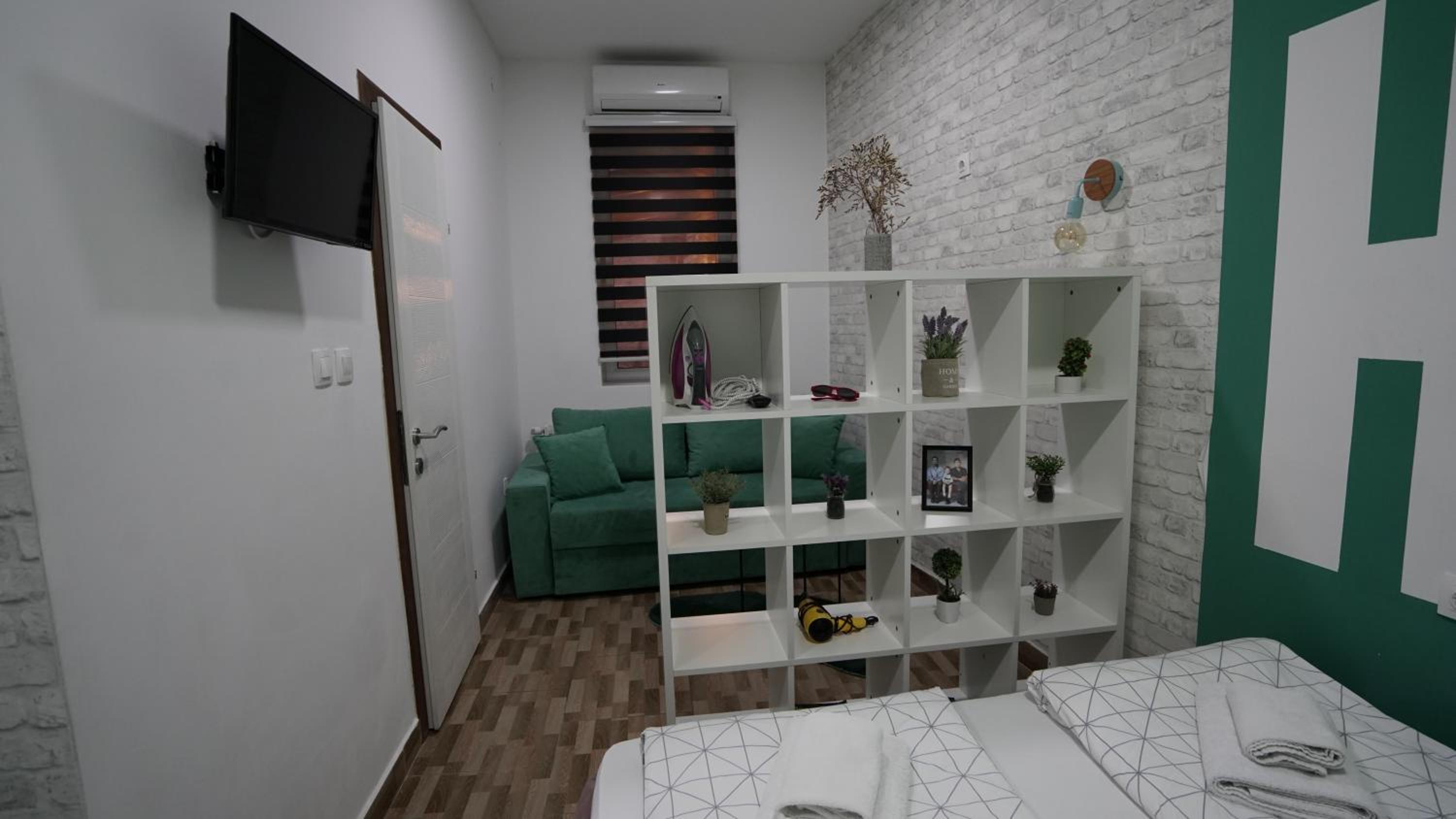 Photo 12