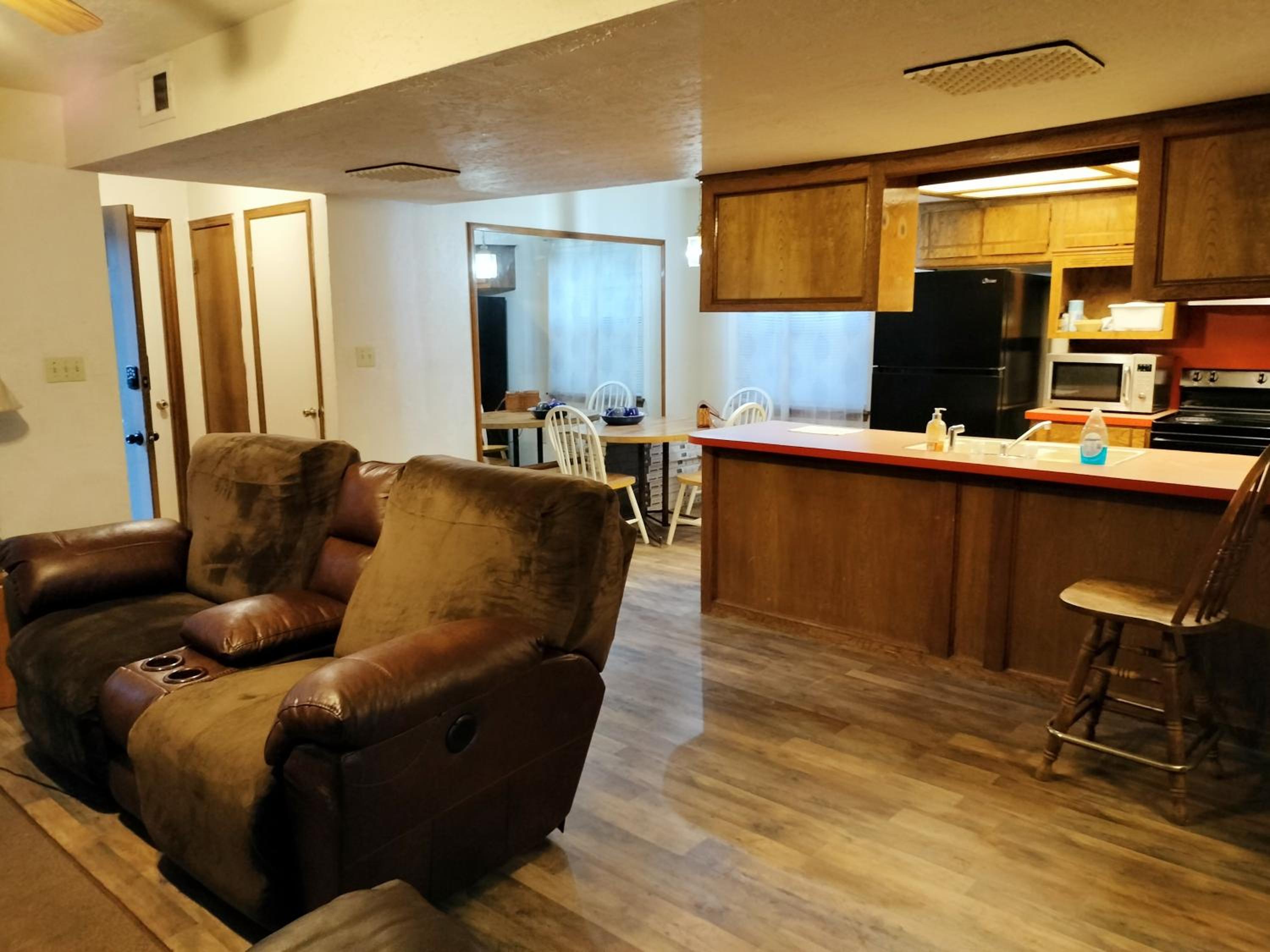 Golden Sunflower's Apt C view 4