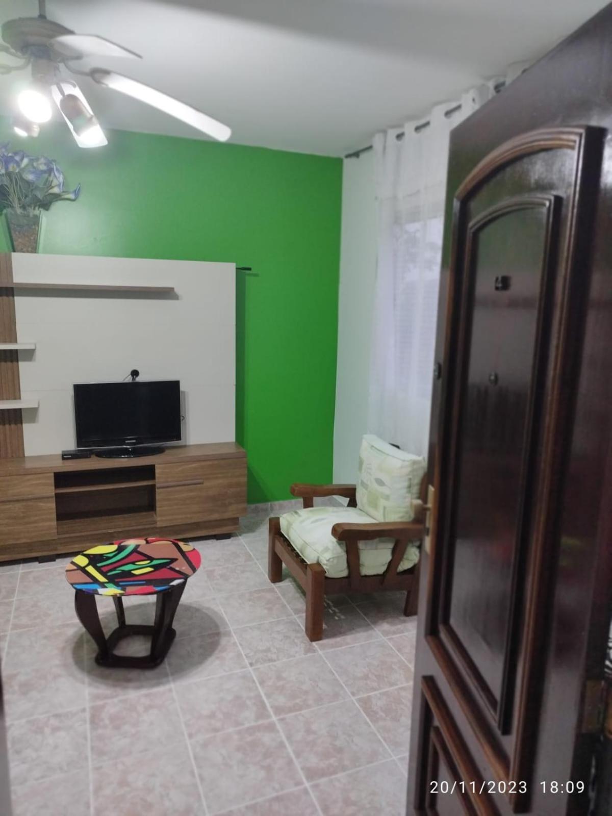 Apartamento em Peruíbe Seguro e Tranquilo