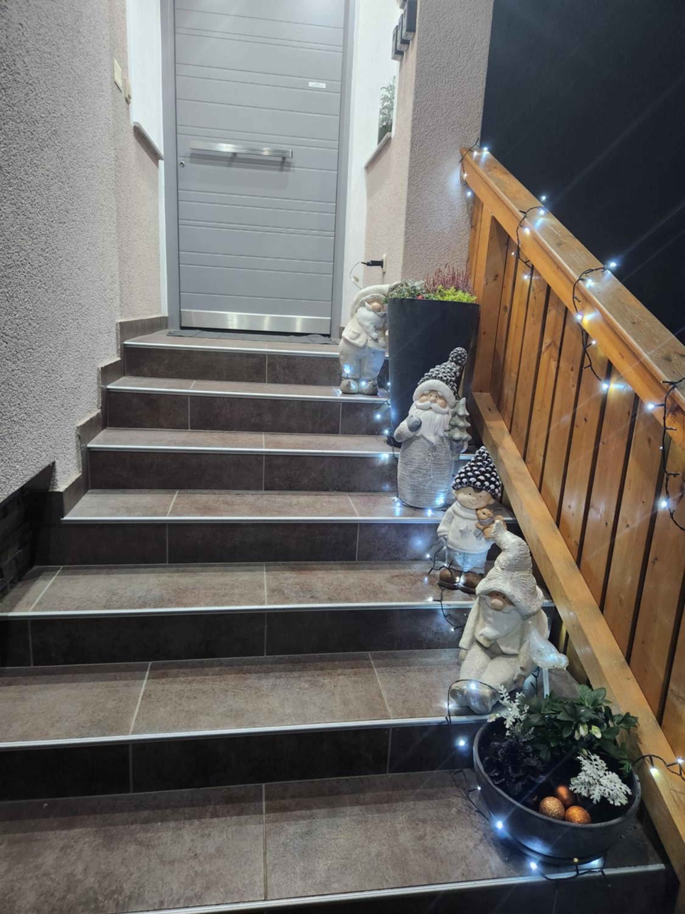 Photo 52
