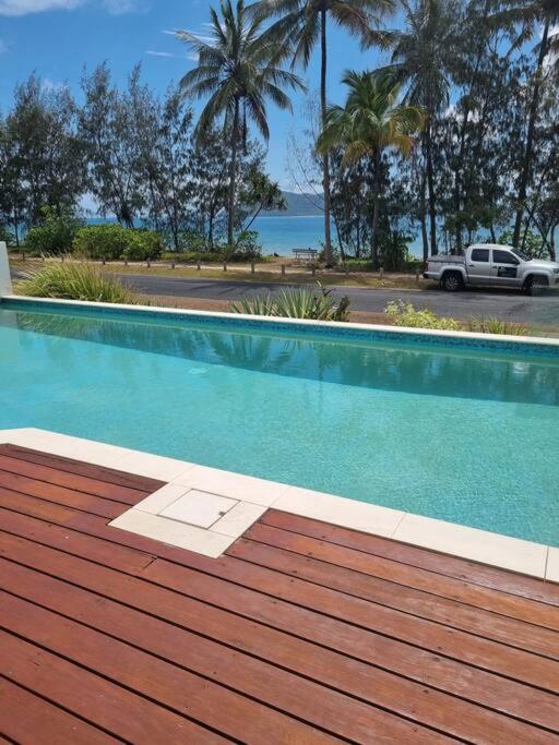 Salt on South - Beachfront Bliss