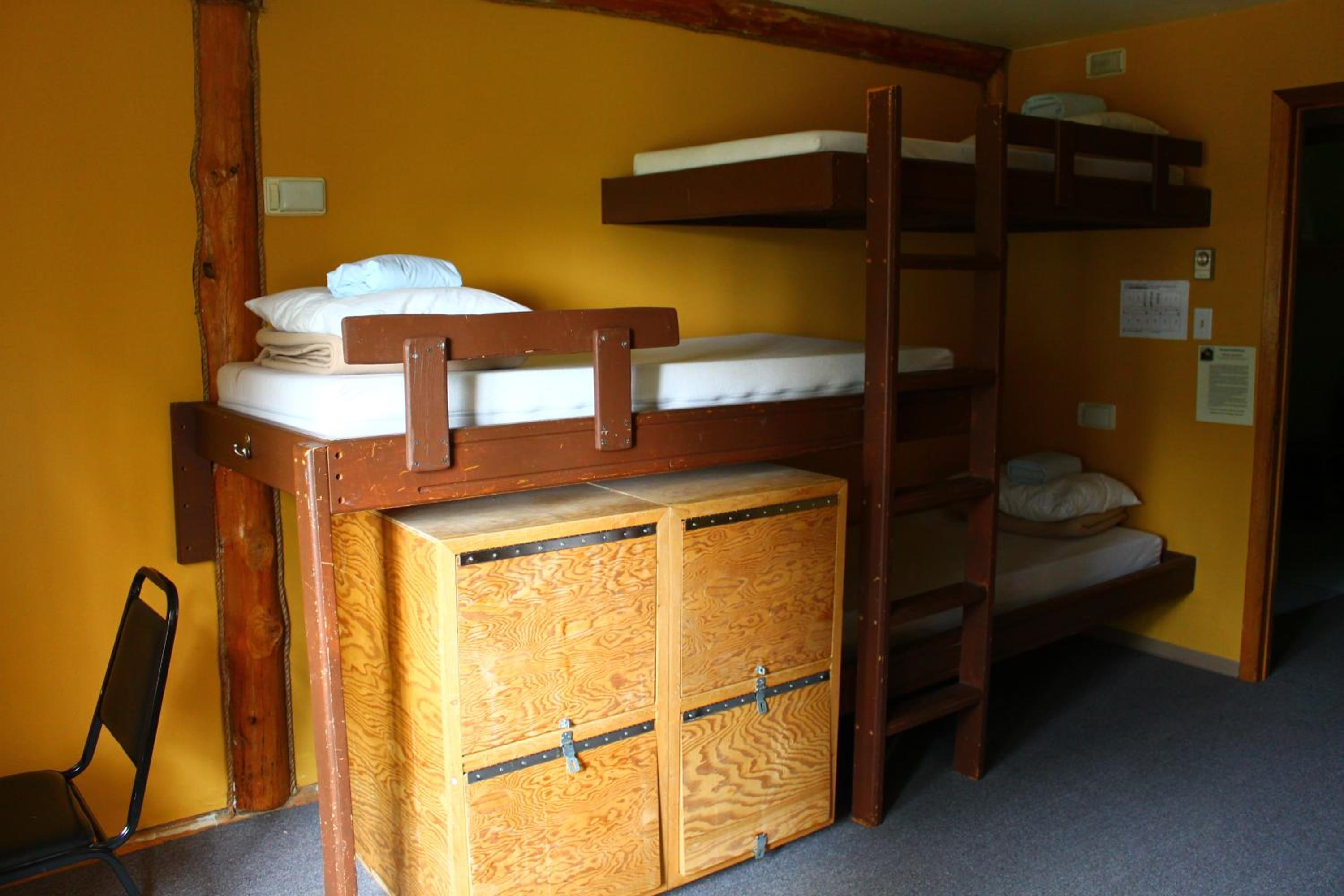 HI Nordegg - Hostel