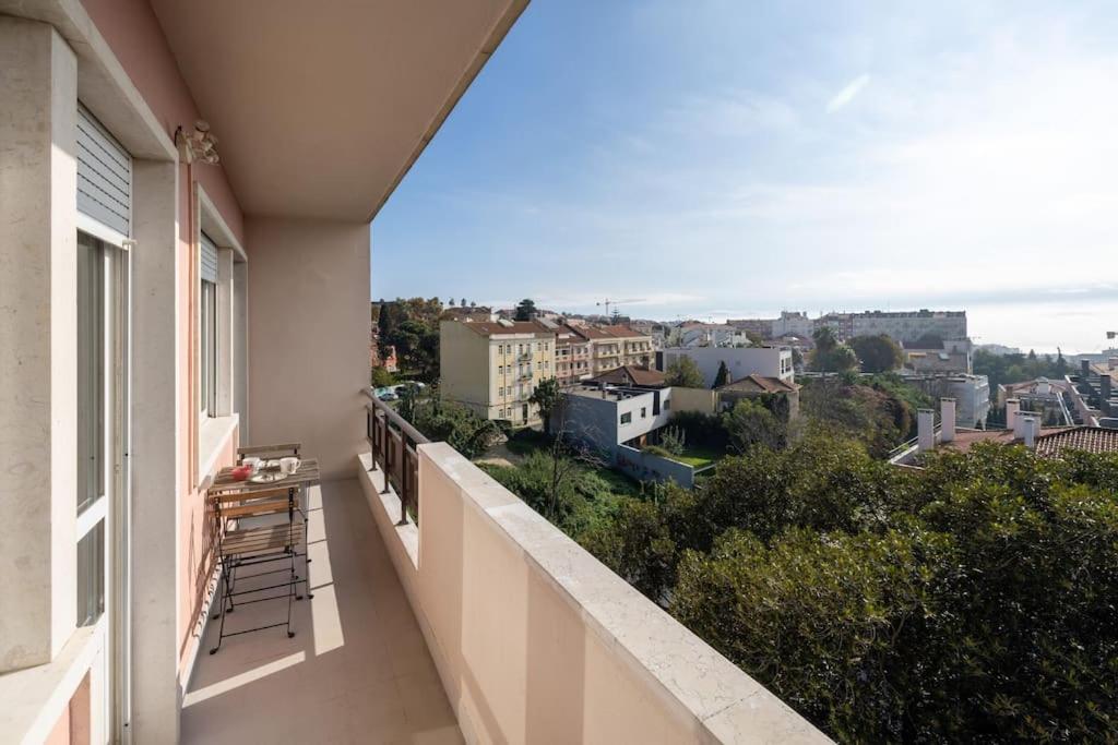 Casa do Largo-vista sobre Lisboa