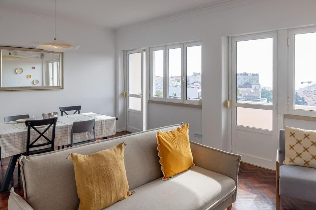 Casa do Largo-vista sobre Lisboa