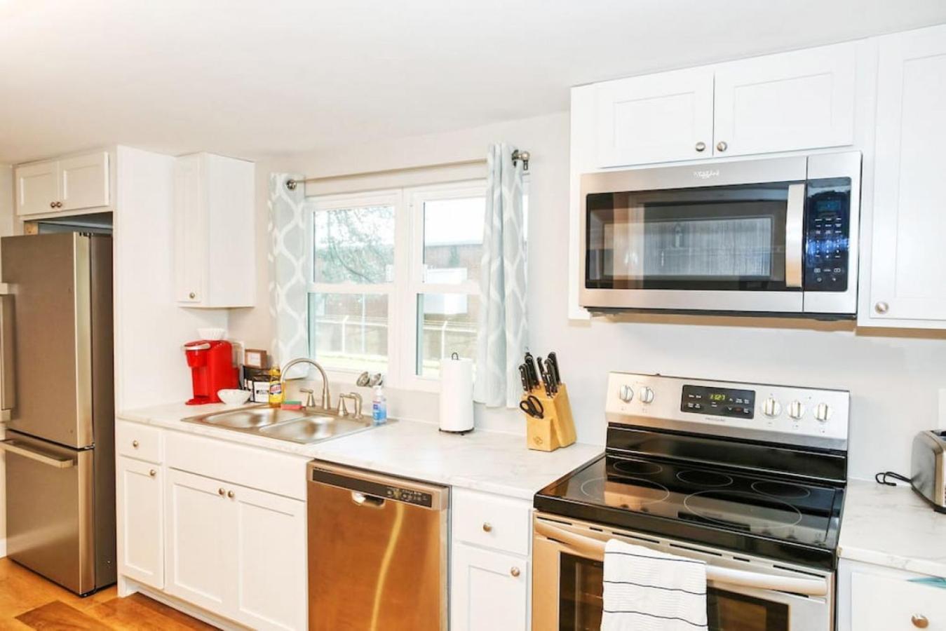 Cozy Country Home with Room for Entire Family