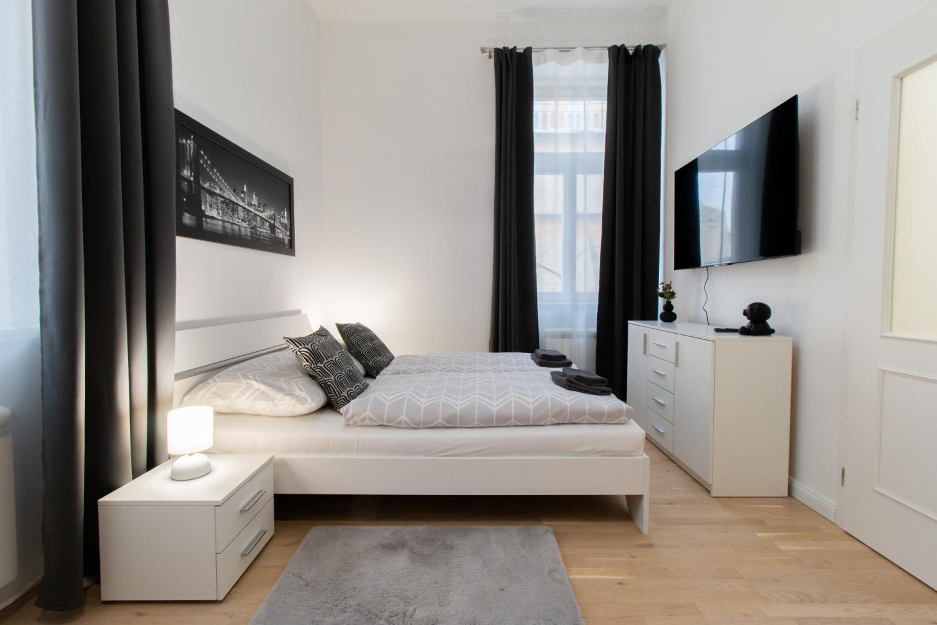Washingtonova CR apartments