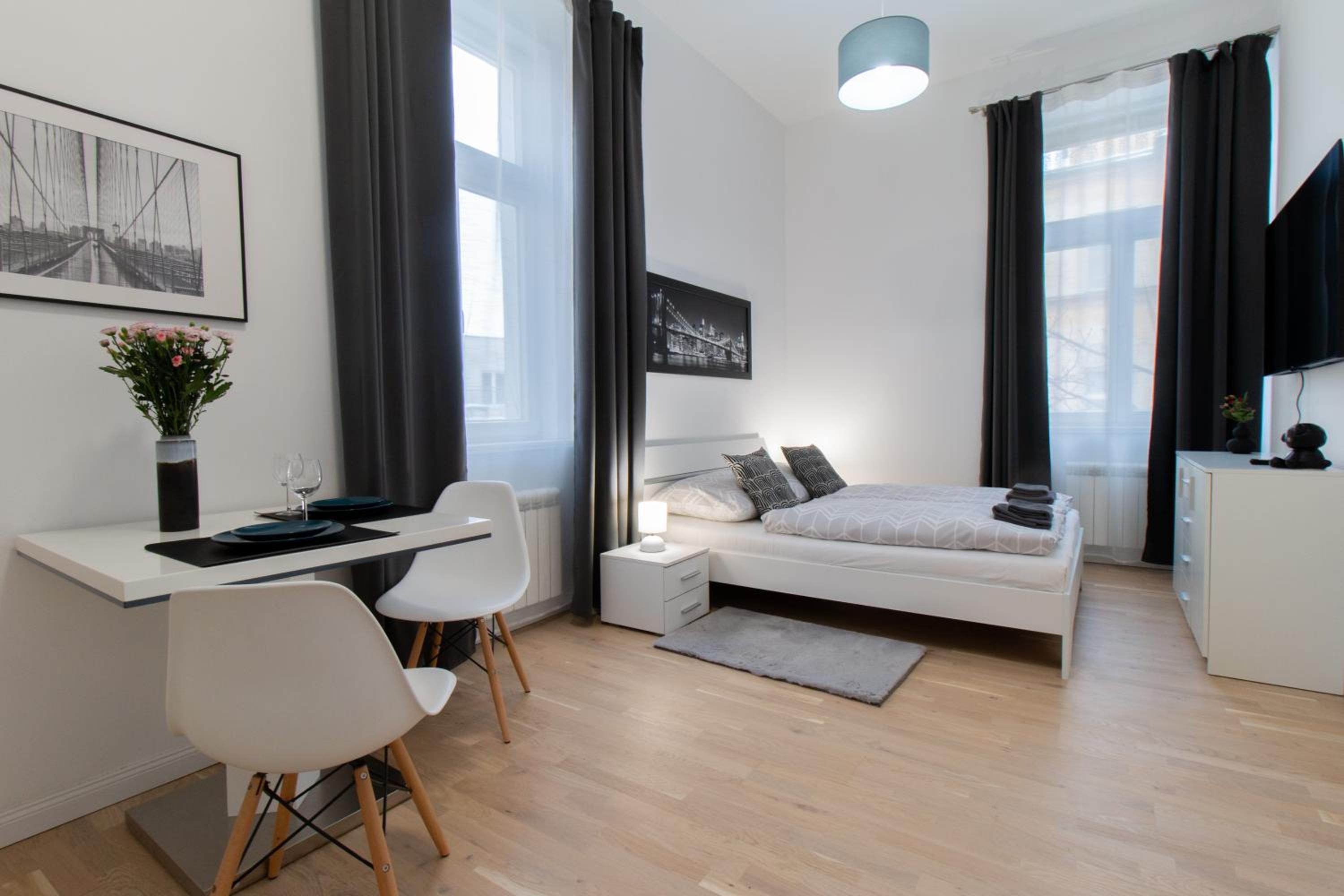 Washingtonova CR apartments
