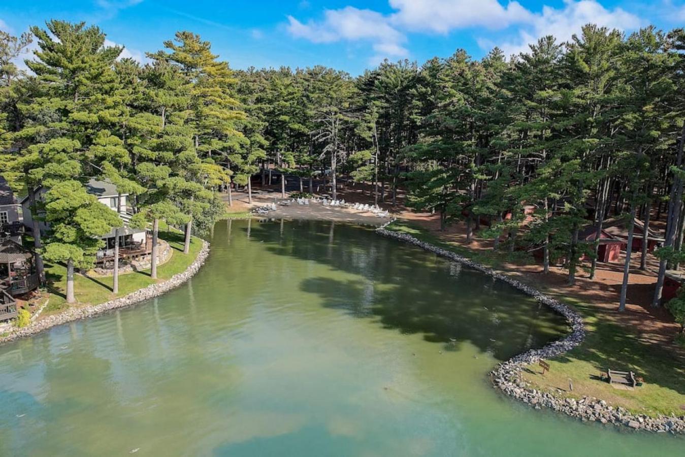 Piers and Pines at Island Pointe