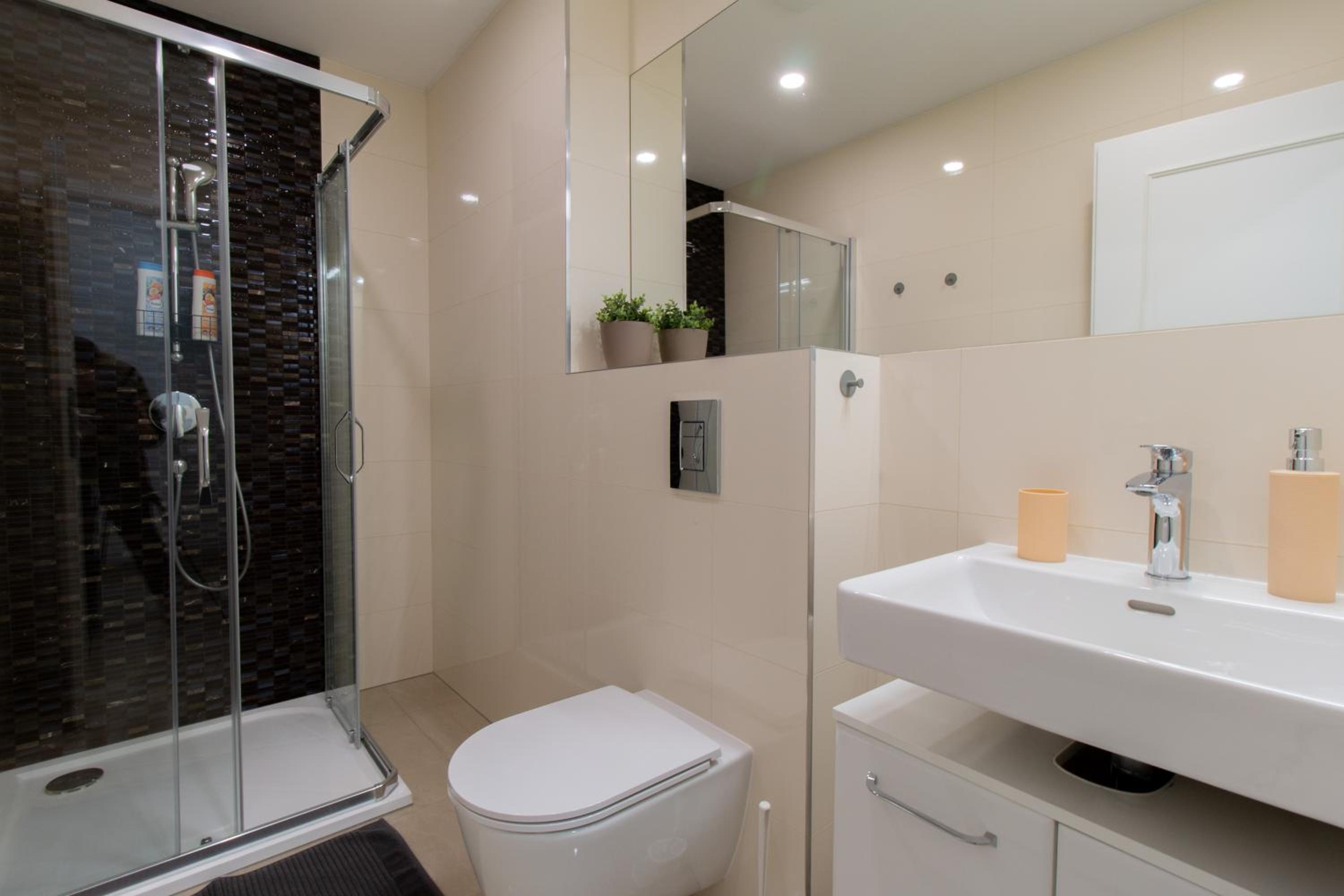 Washingtonova CR apartments