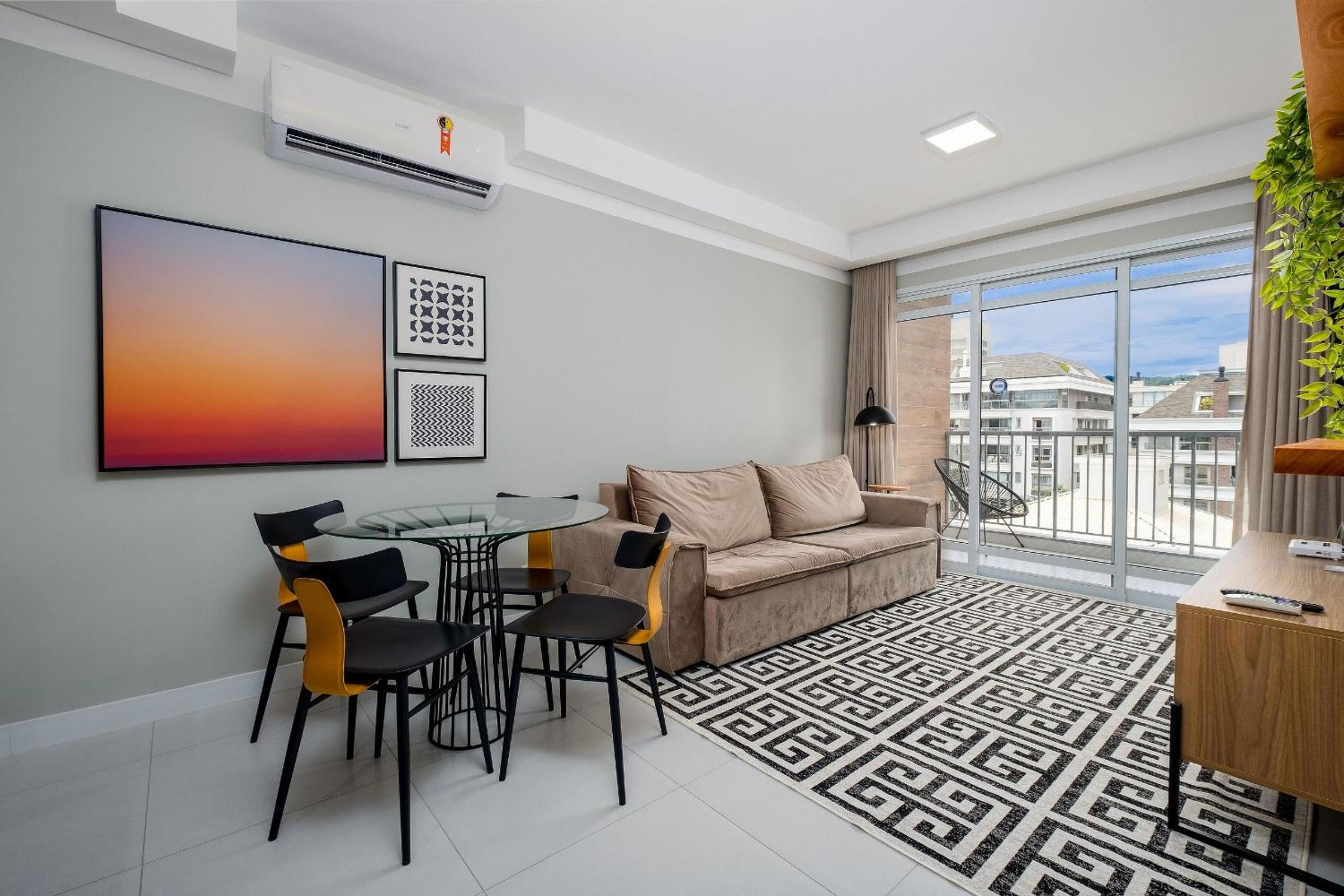 MOR - Apartments 230m from Jurerê Beach Floripa/SC