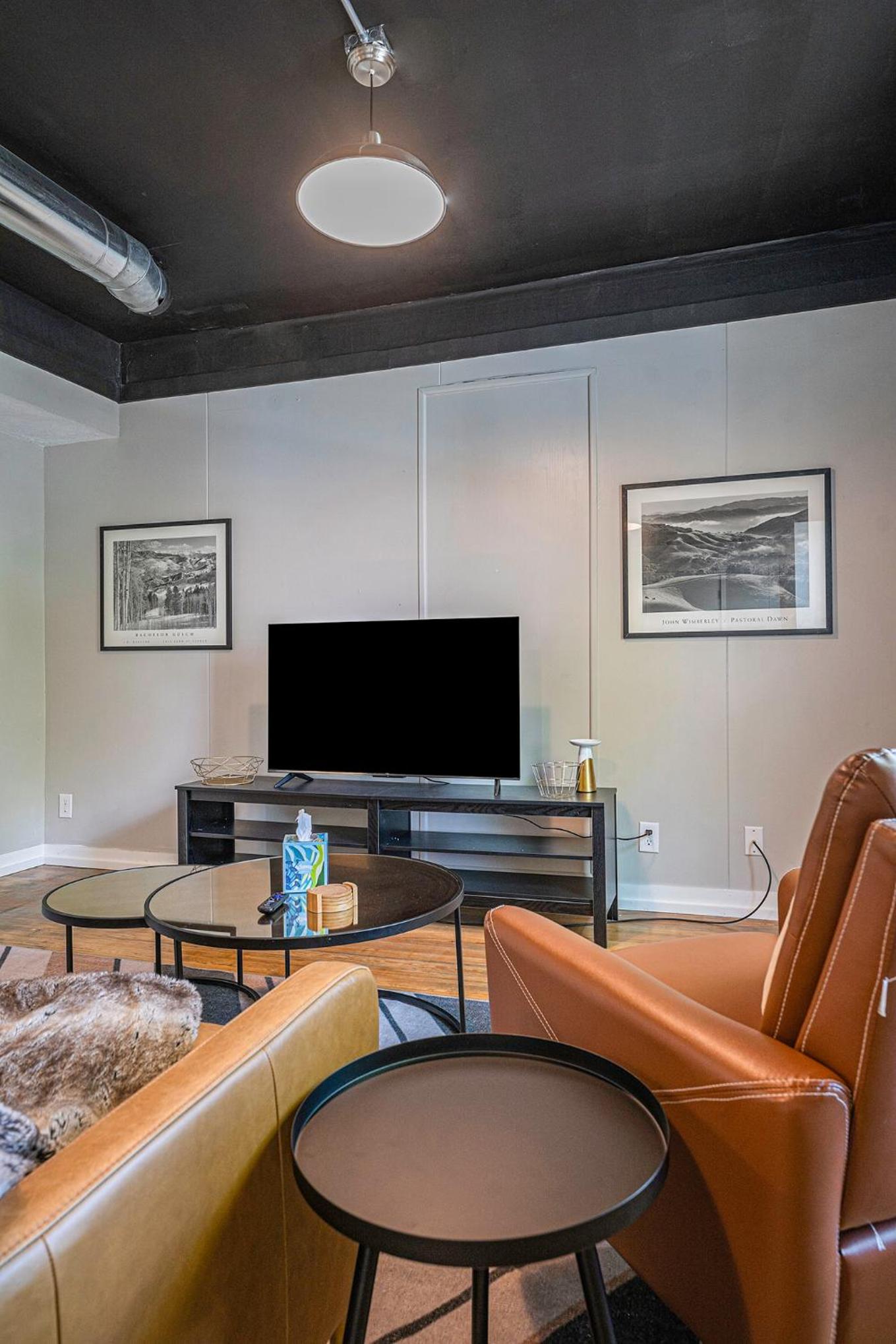 The Loft Life - Modern Corporate Housing view 5