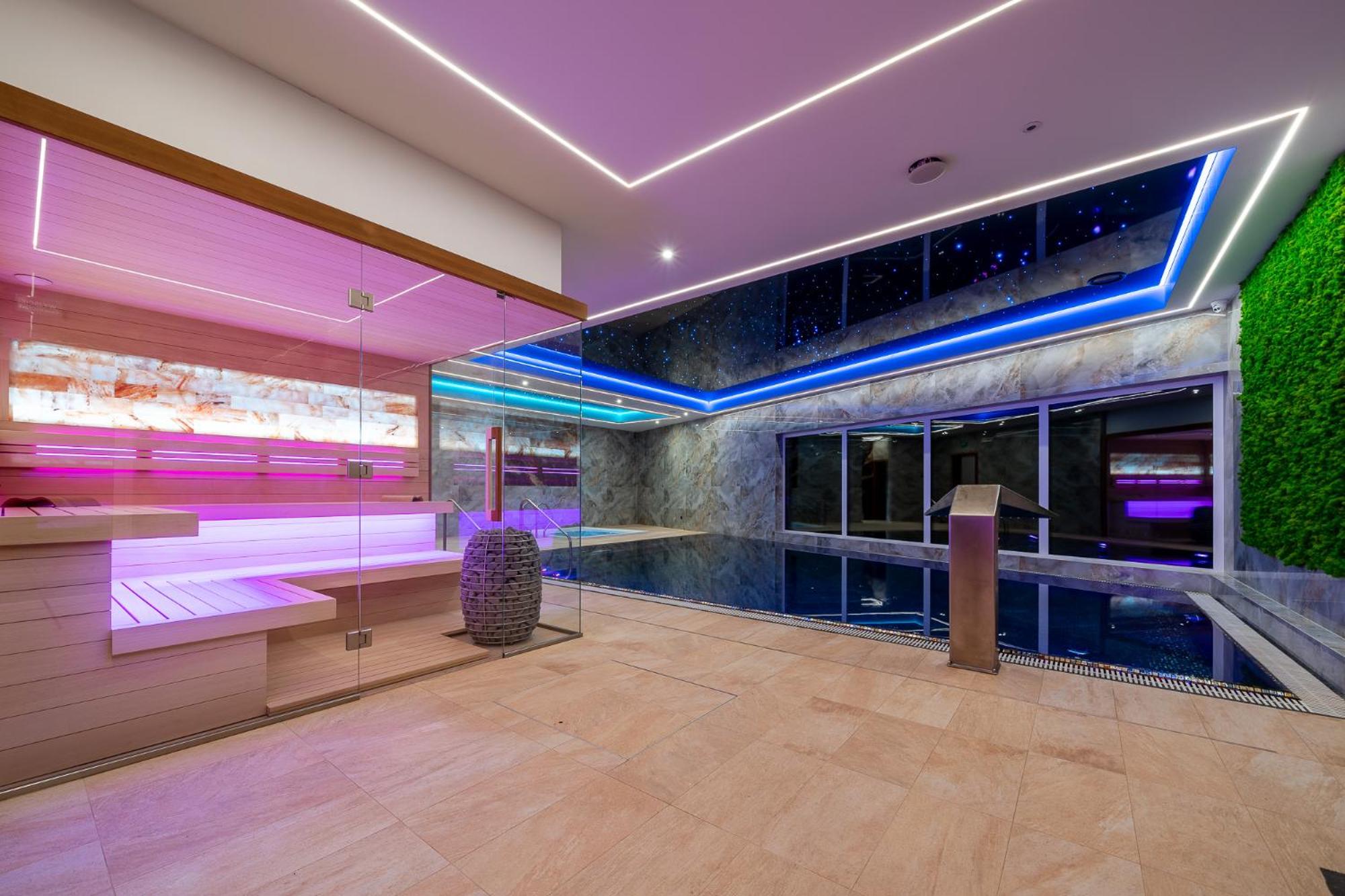 indoor pool