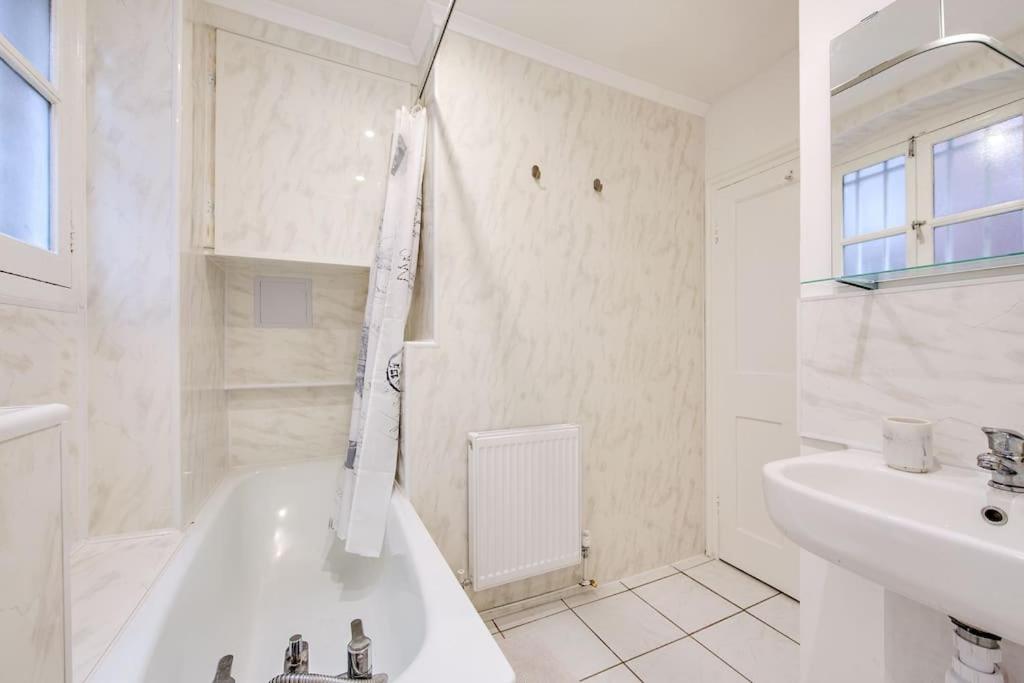 Regent's Park apartment
