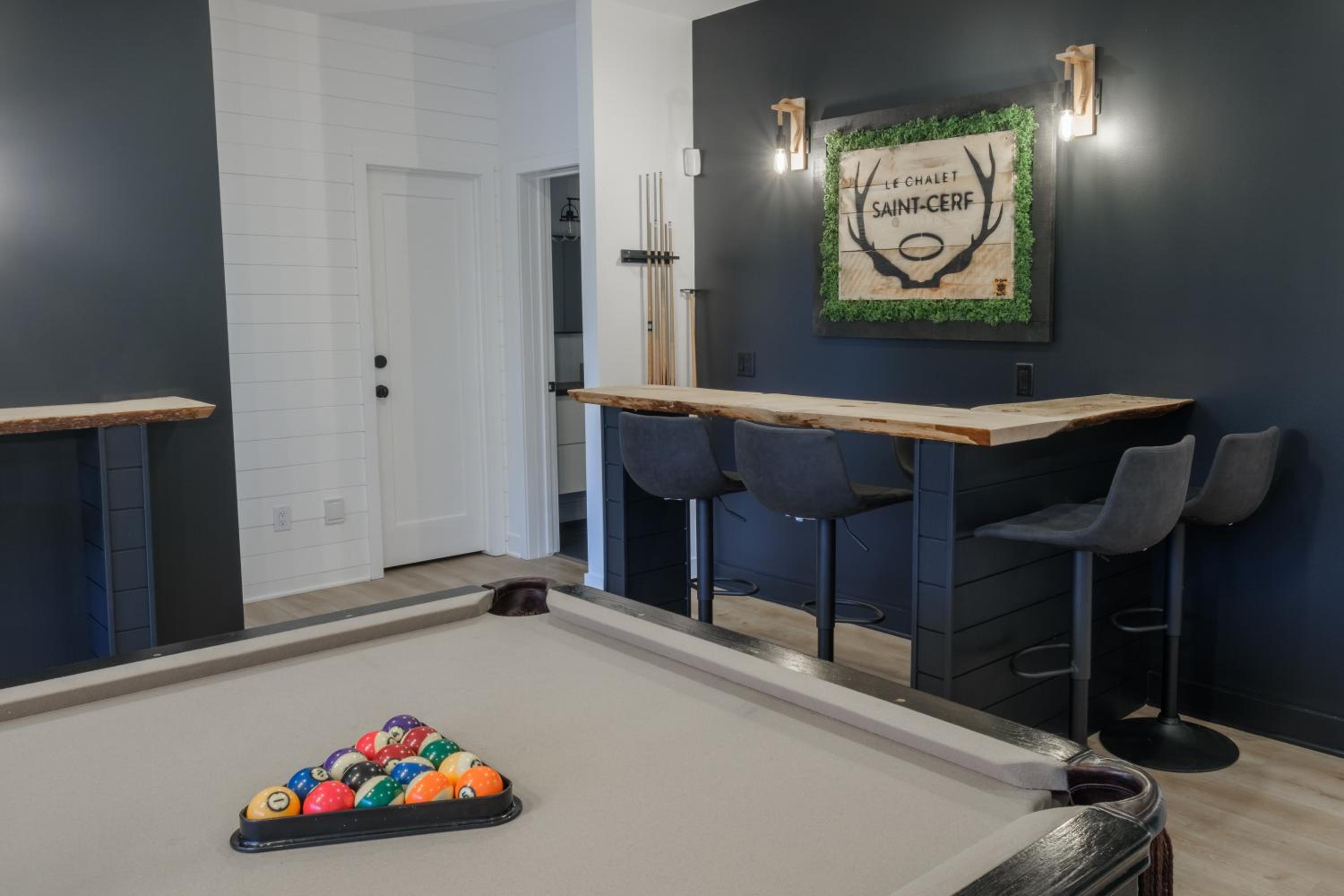 Le Chalet Saint-Cerf - Ski, Waterfront and Spa