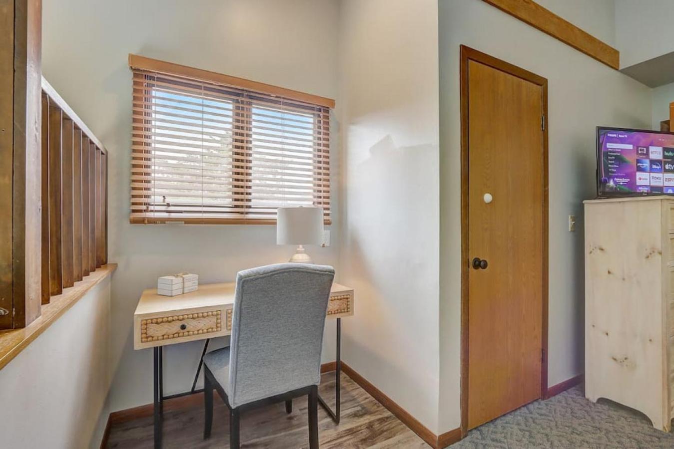 Sloane Condo for Families Golfers and Girls Trips view 2