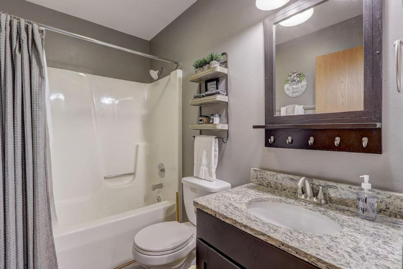 Sloane Condo for Families Golfers and Girls Trips view 3