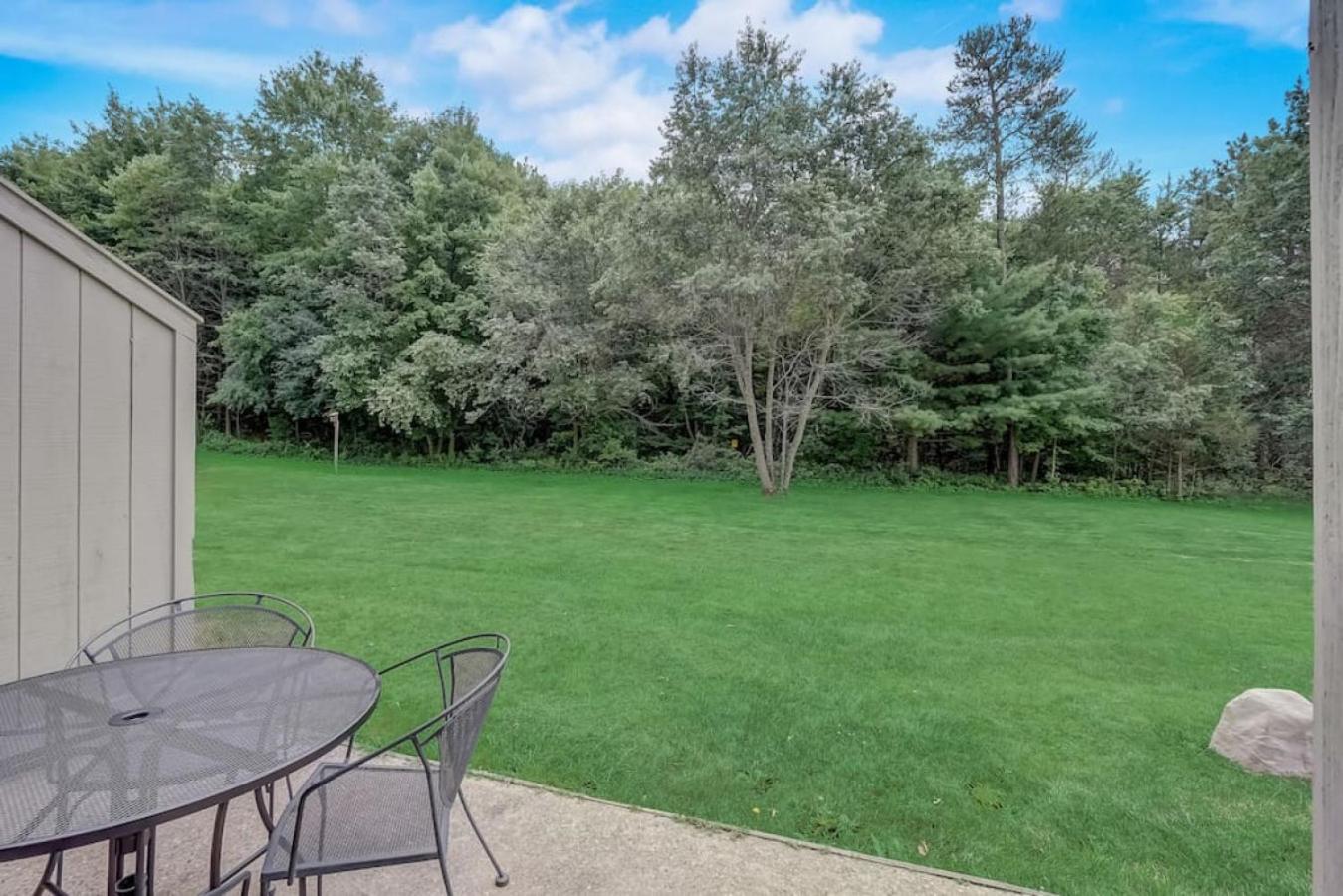 Sloane Condo for Families Golfers and Girls Trips view 4