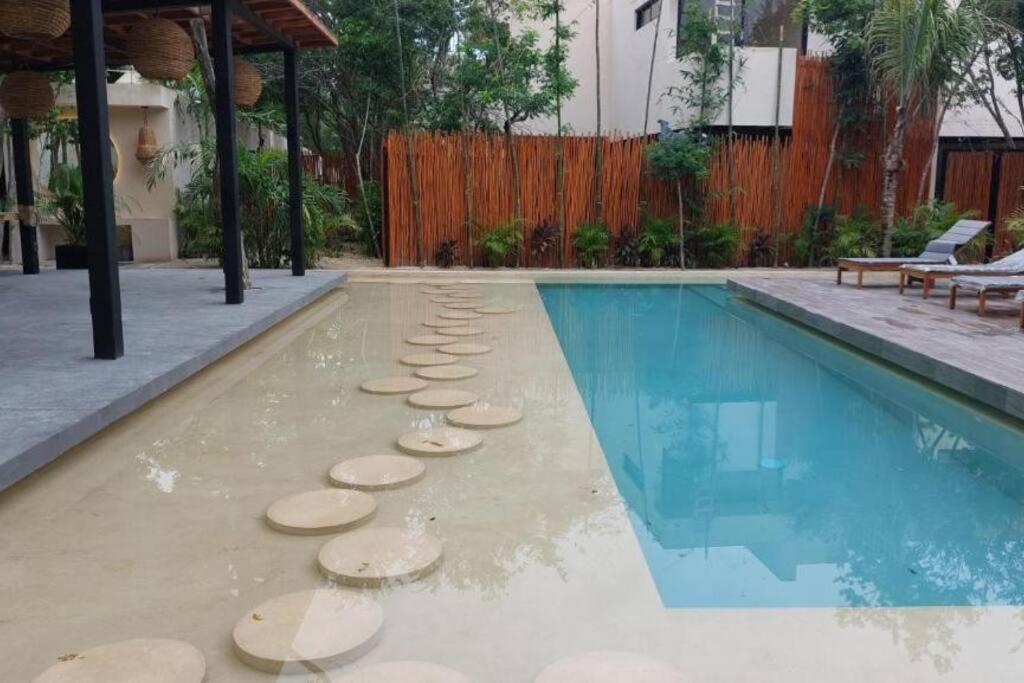 Luxury Penthouse Studio with Private Rooftop & Pool