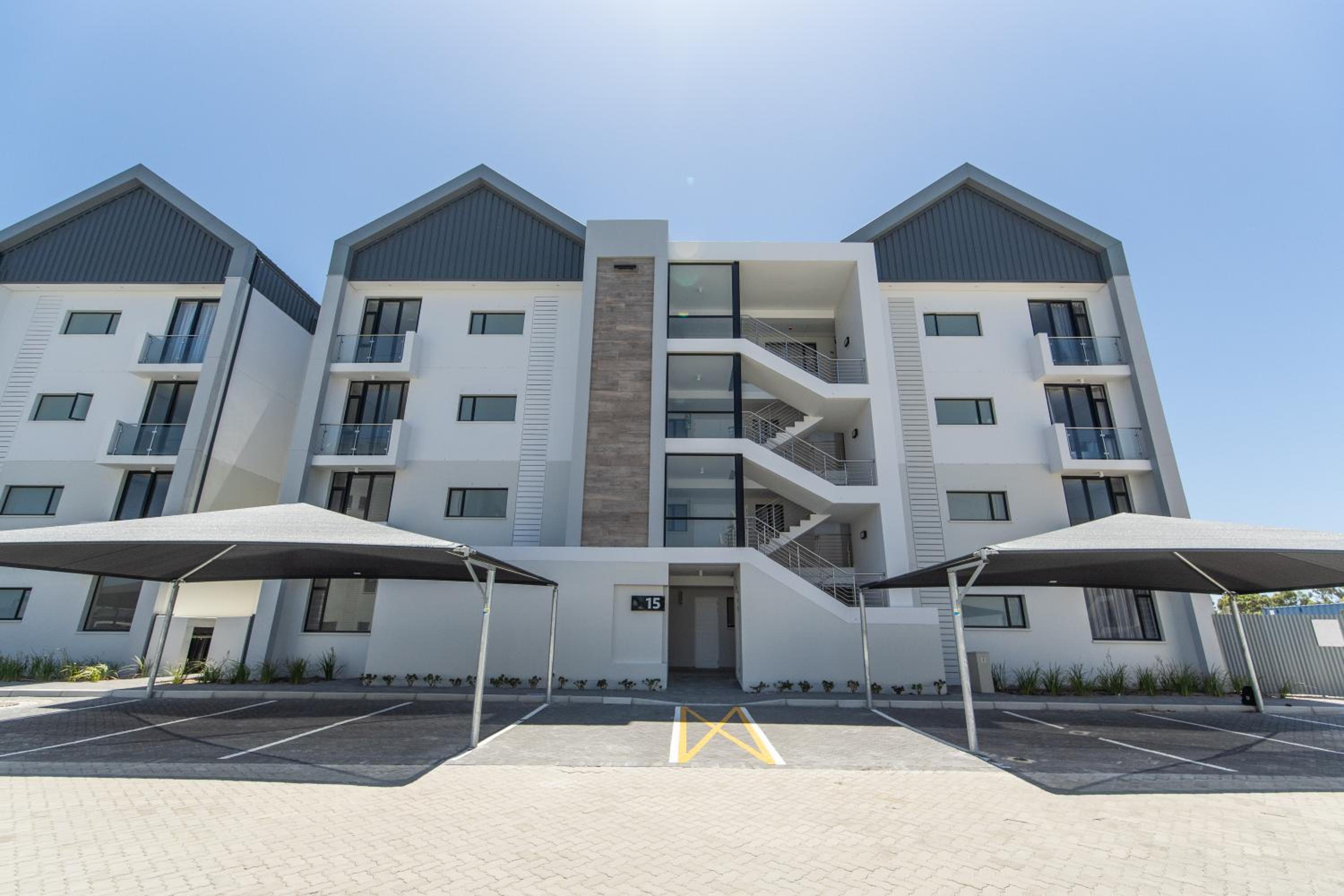 Margaux Beachfront Apartment