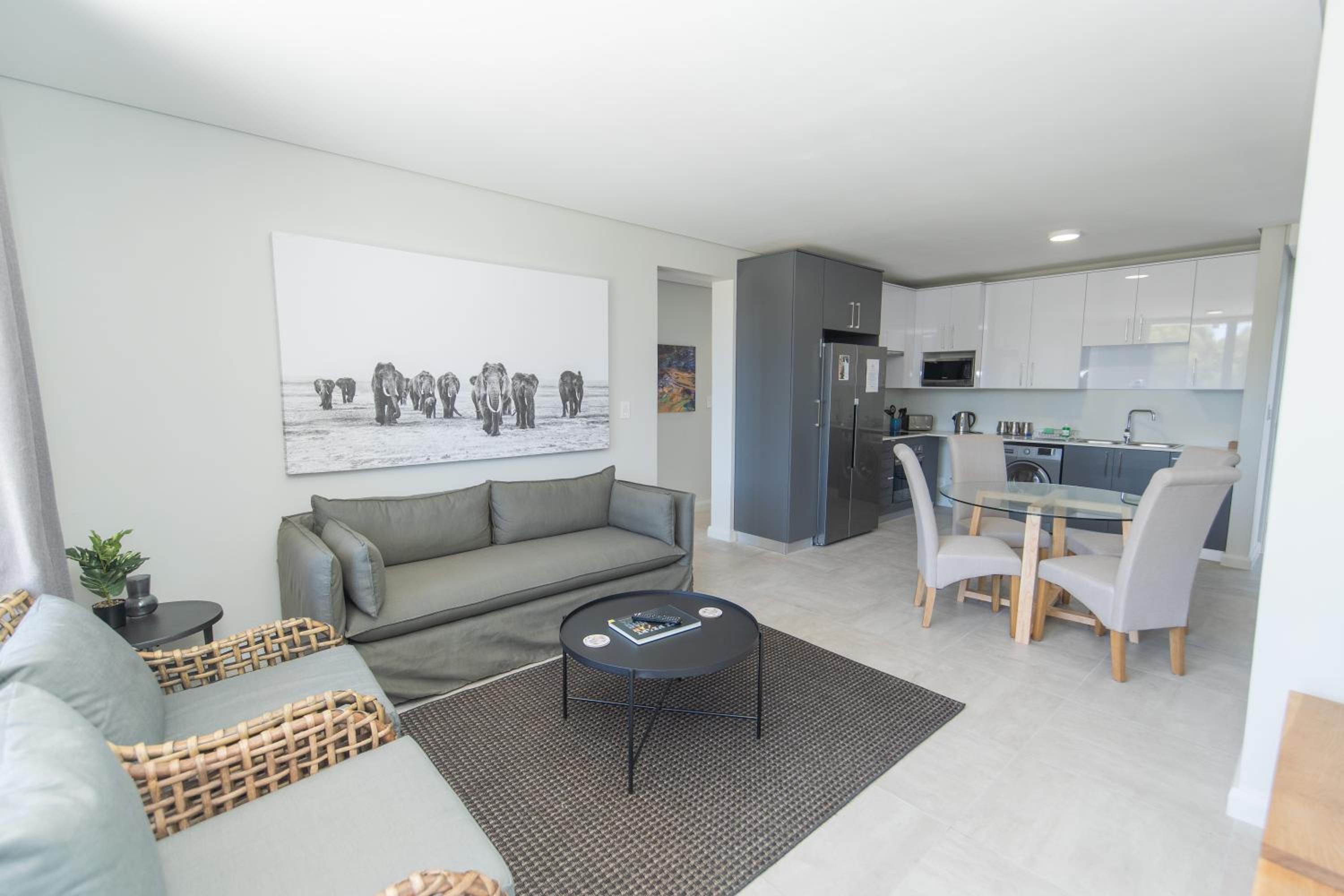 Margaux Beachfront Apartment