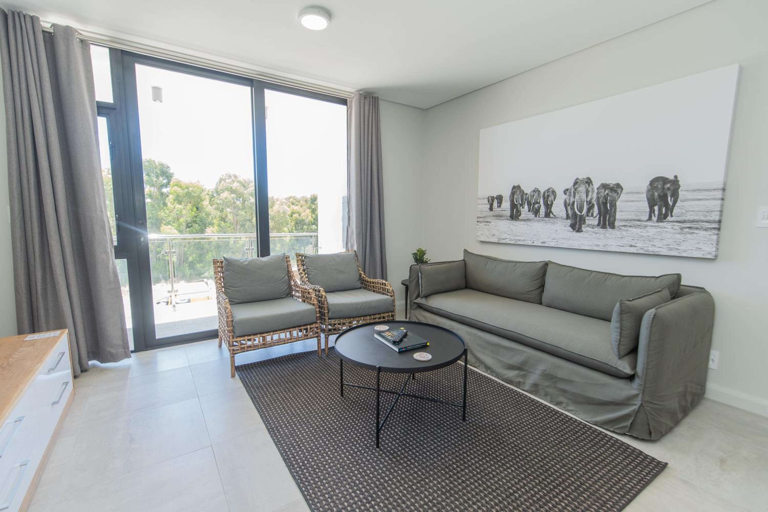 Margaux Beachfront Apartment