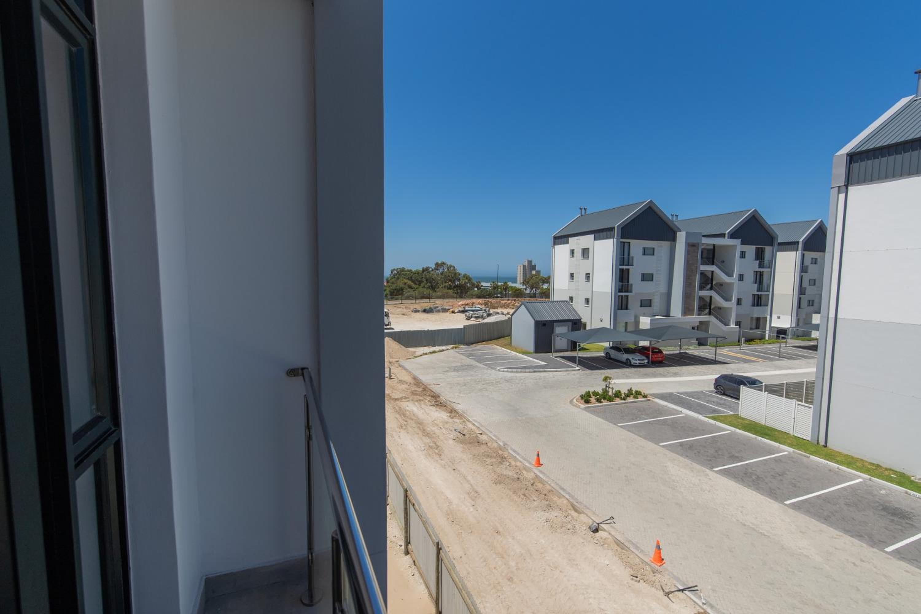 Margaux Beachfront Apartment