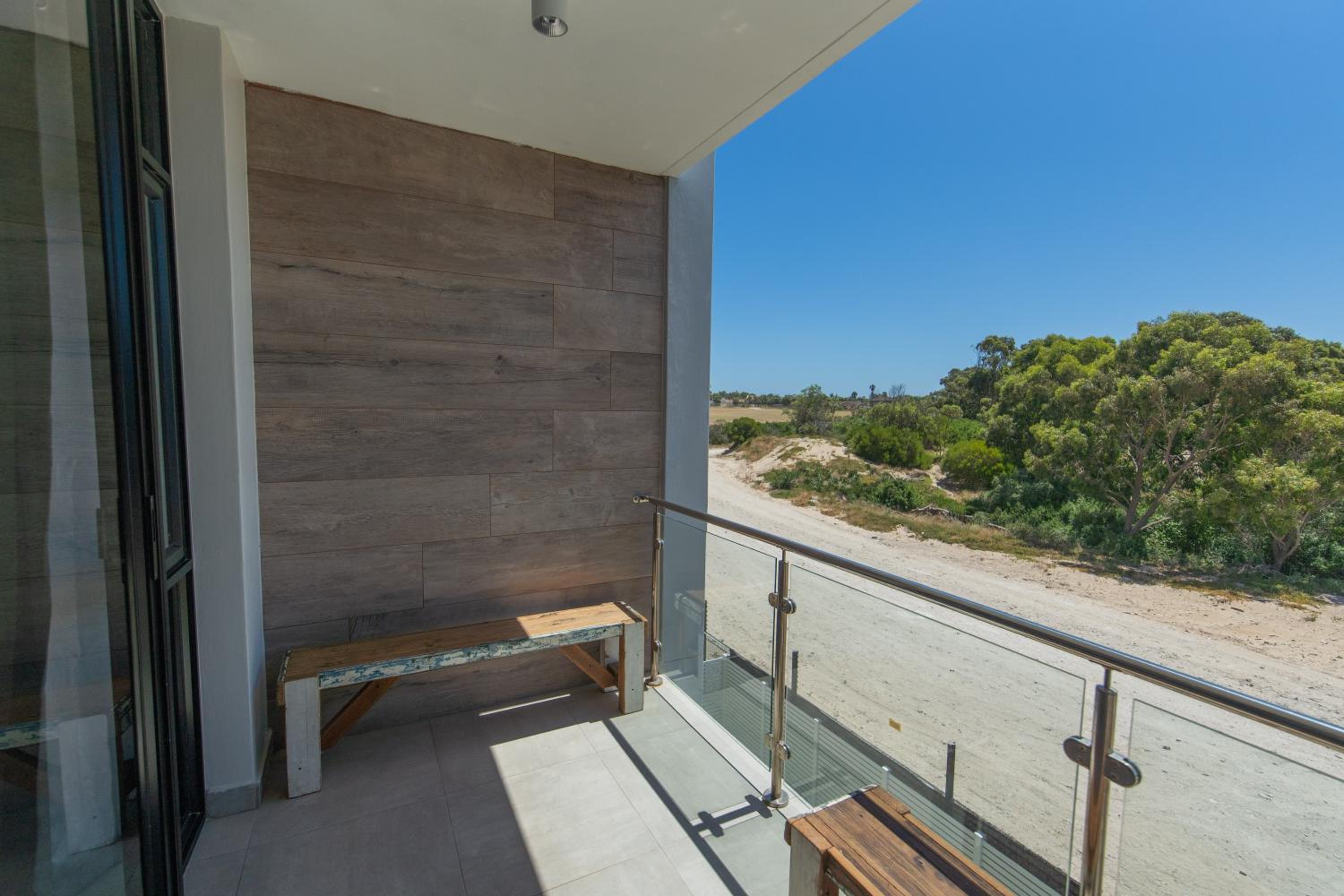 Margaux Beachfront Apartment