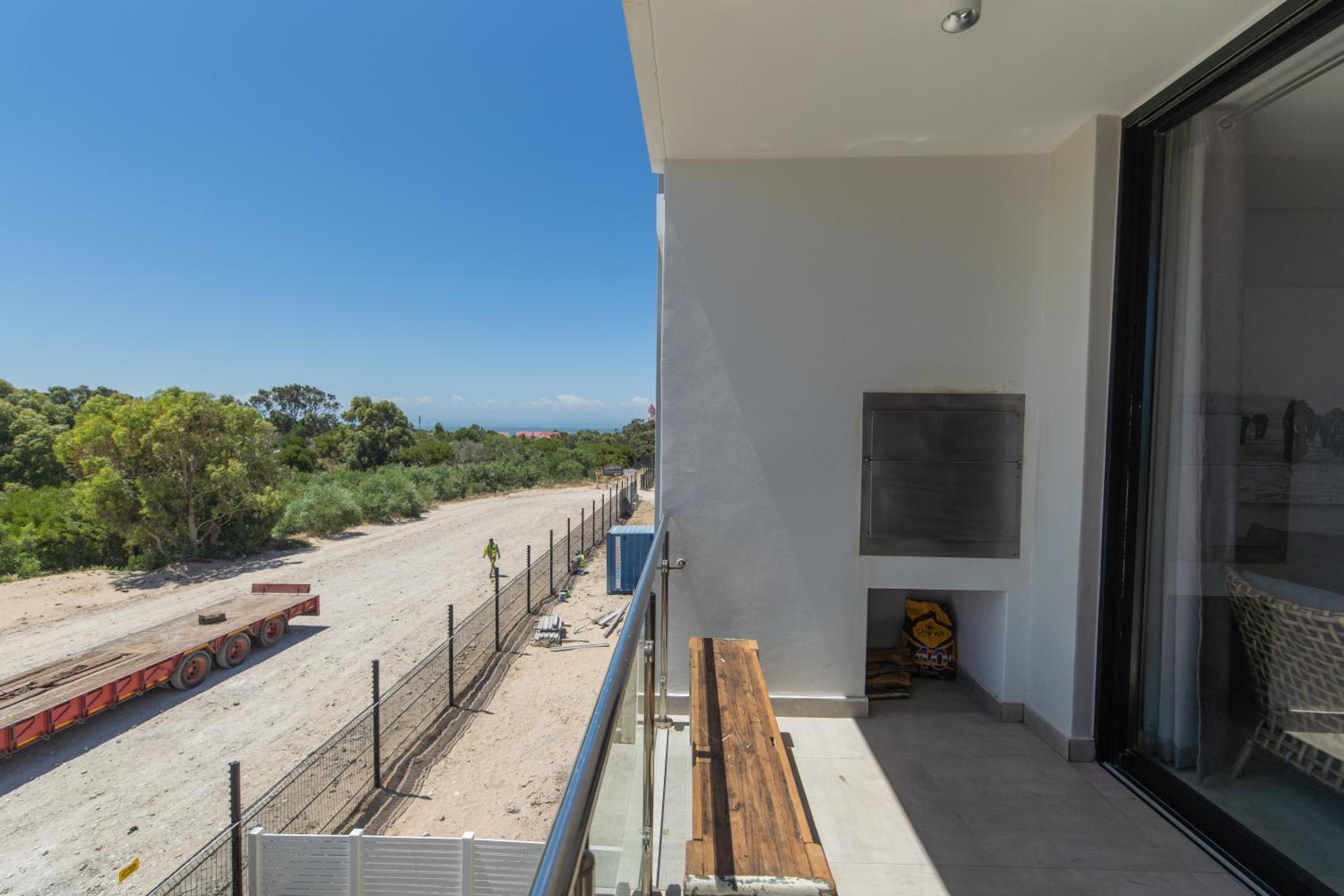 Margaux Beachfront Apartment