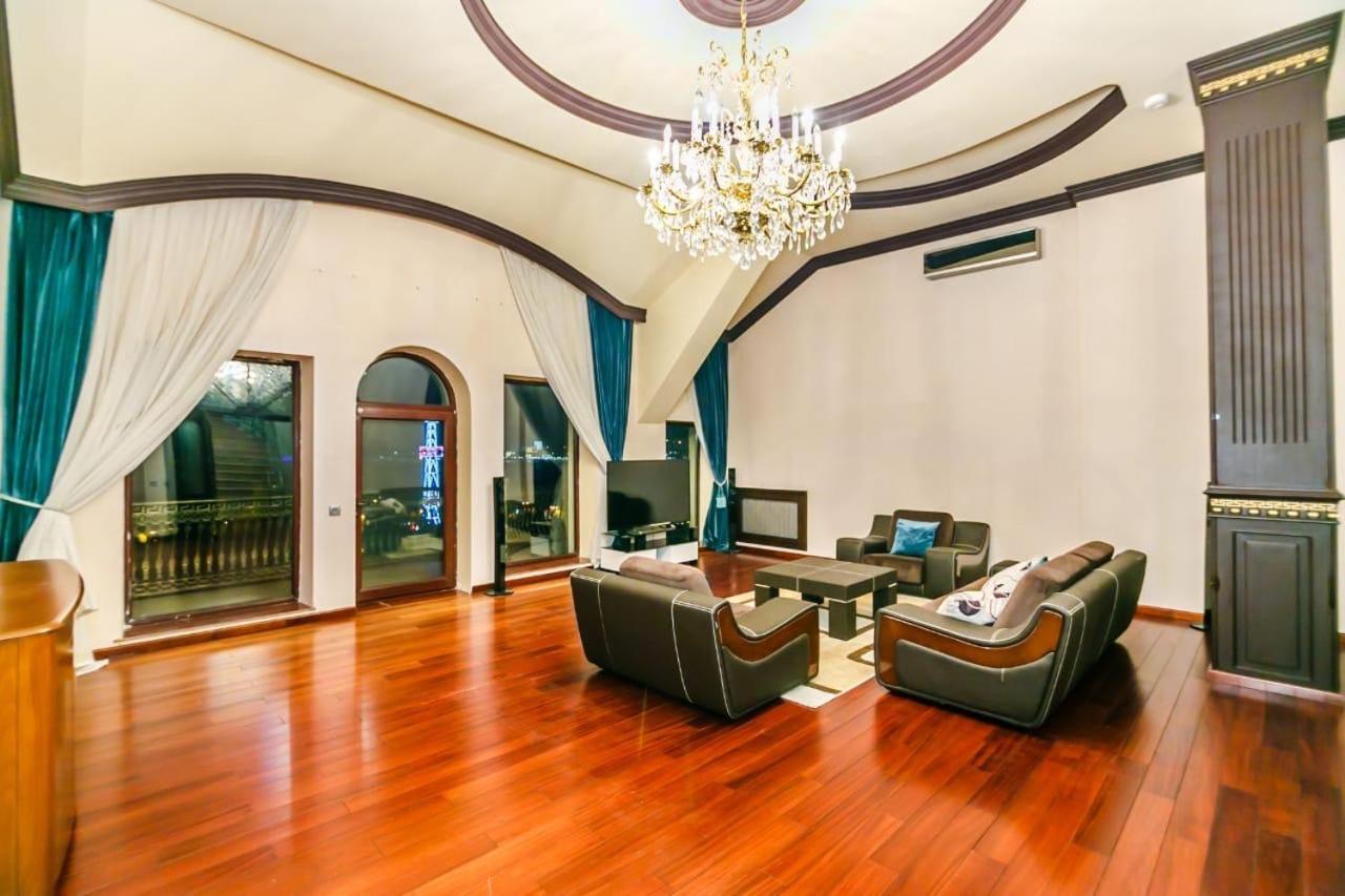 VIP Apartment PARMALAT