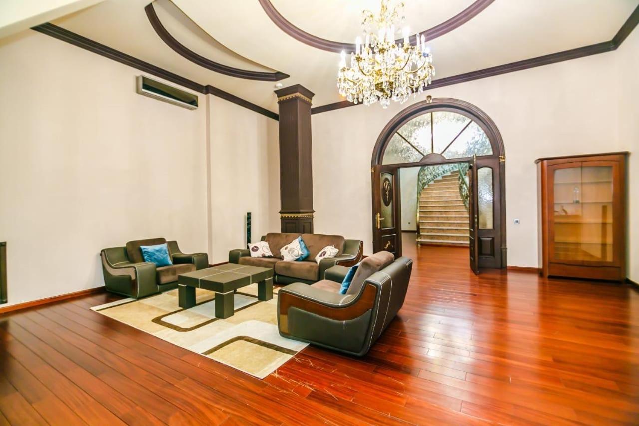 VIP Apartment PARMALAT