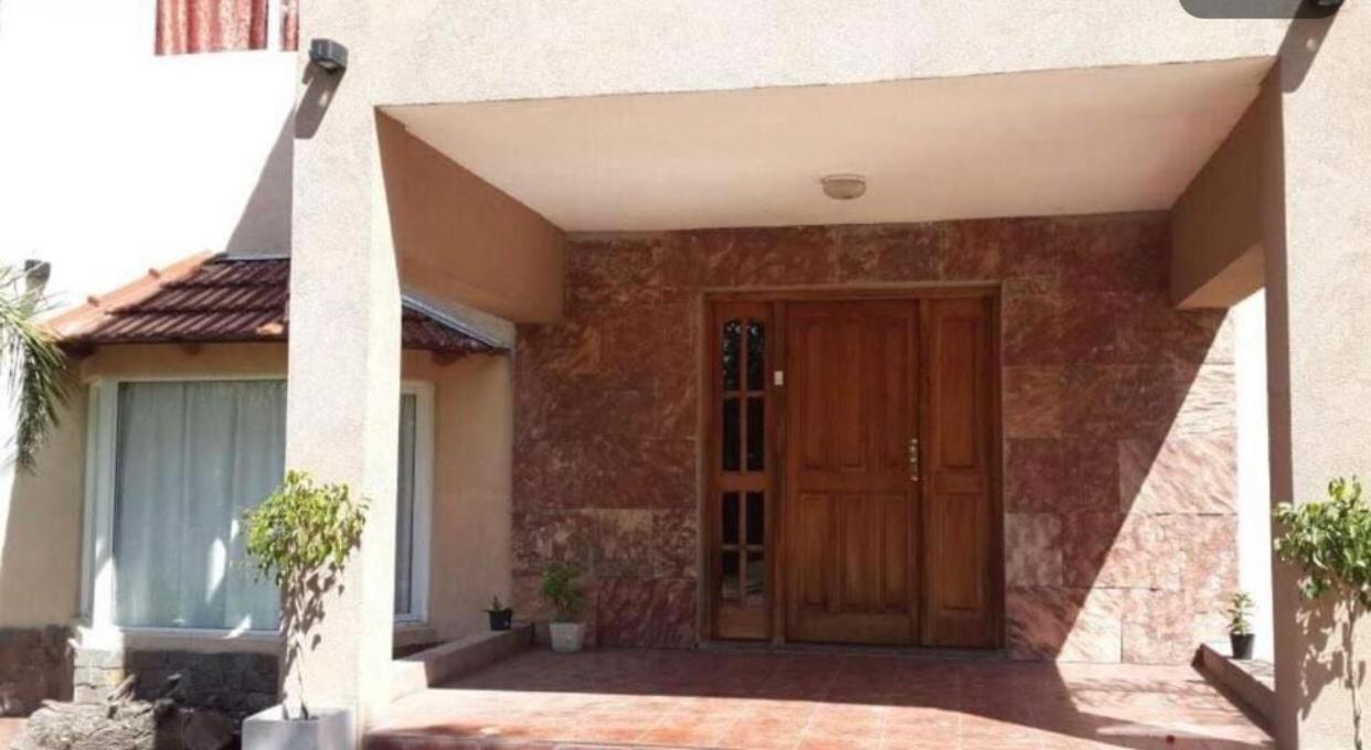 Espectacular casa en country
