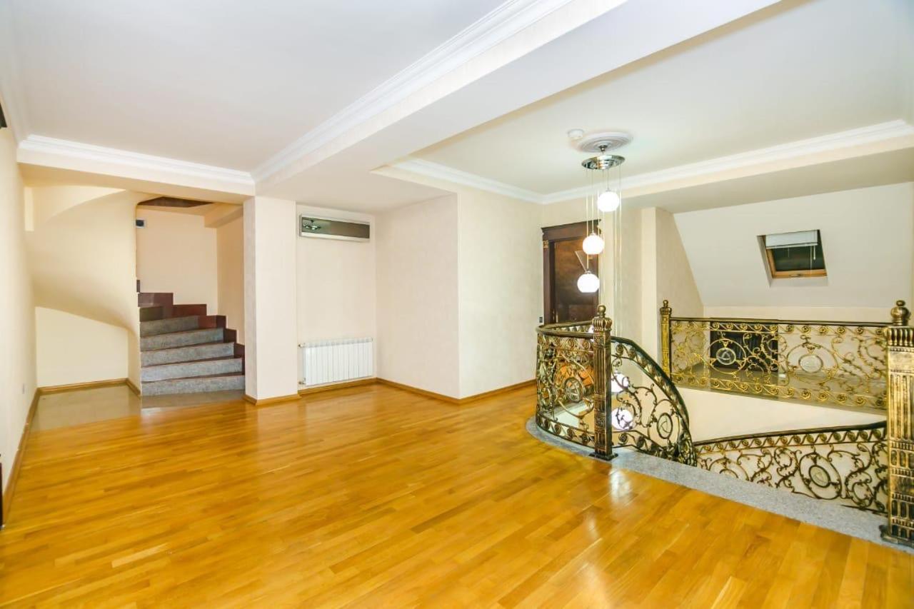 VIP Apartment PARMALAT