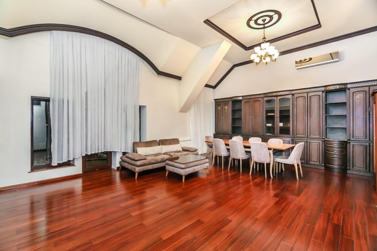 VIP Apartment PARMALAT