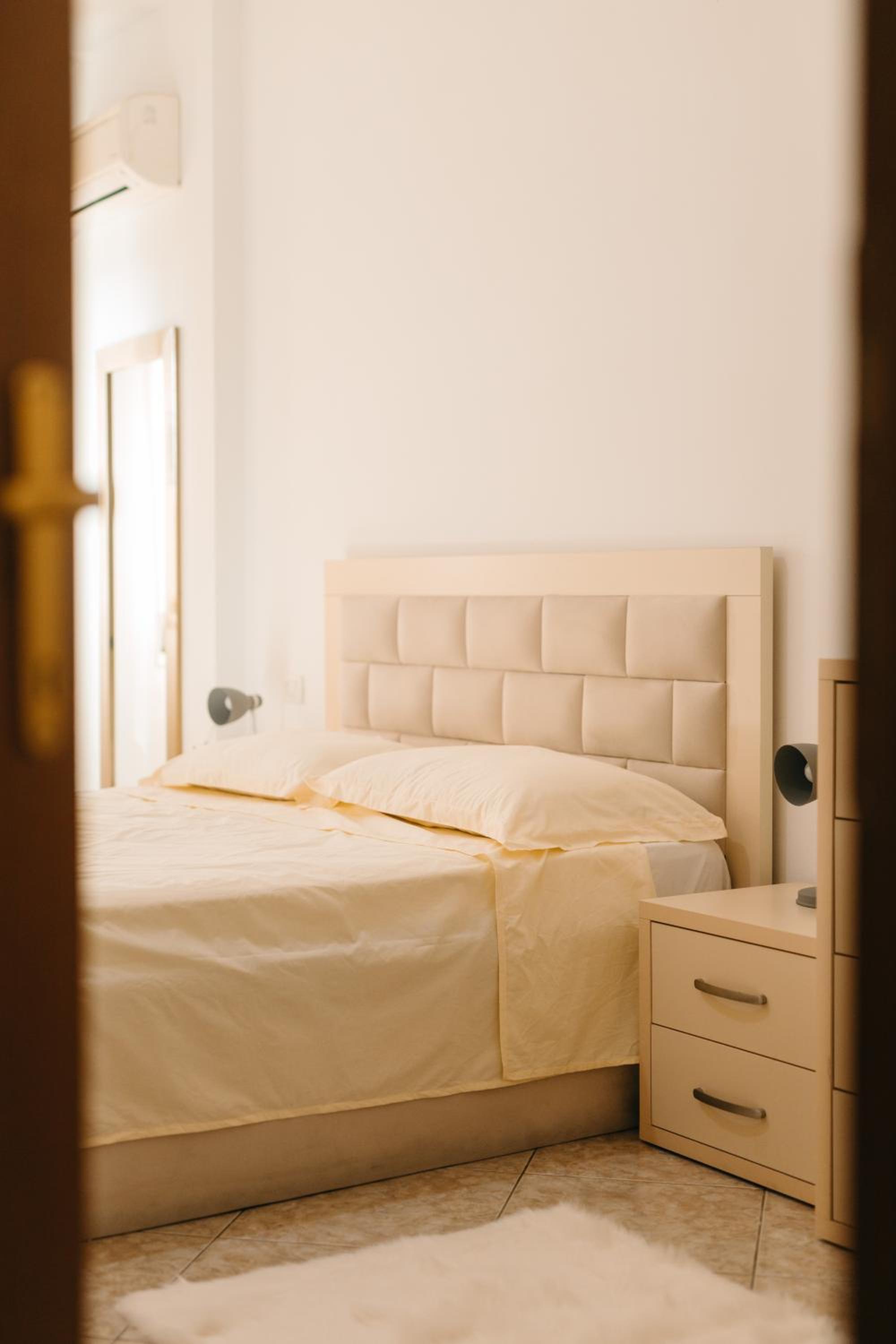 Rs Place 1-Bedroom Apartment