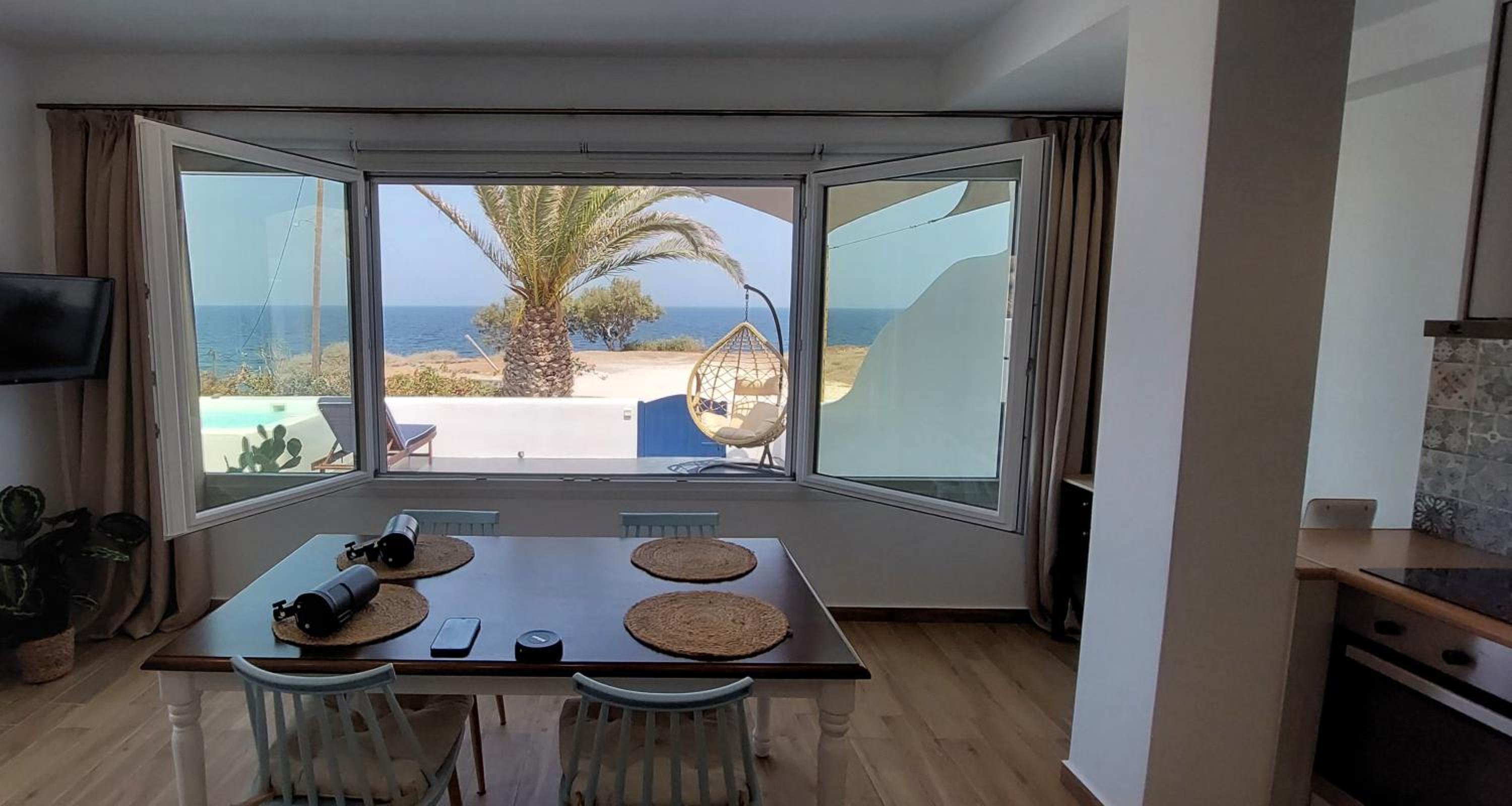 Α Peaceful Seafront Escape in Santorini- Sonus Mare view 2
