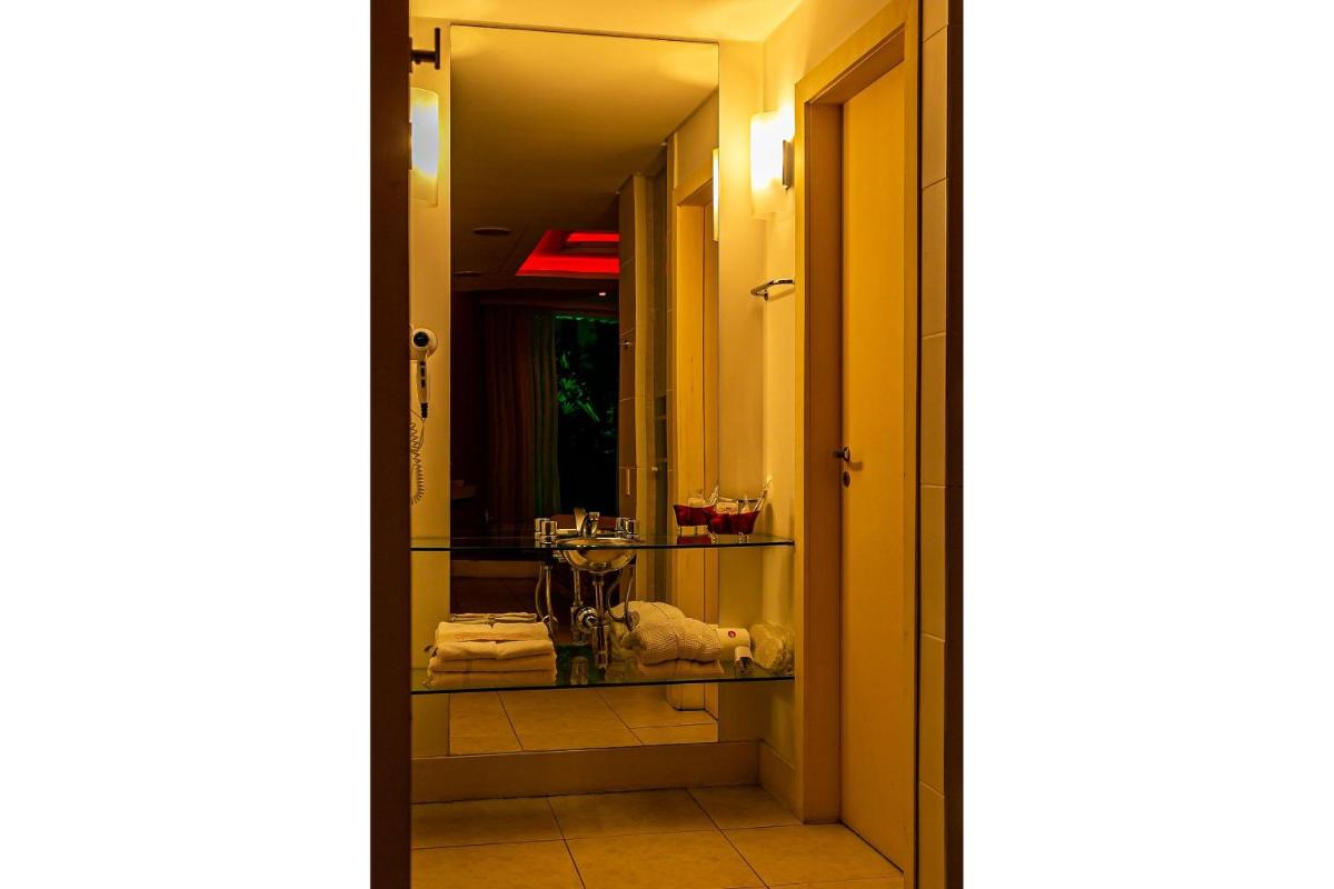 hotel reception