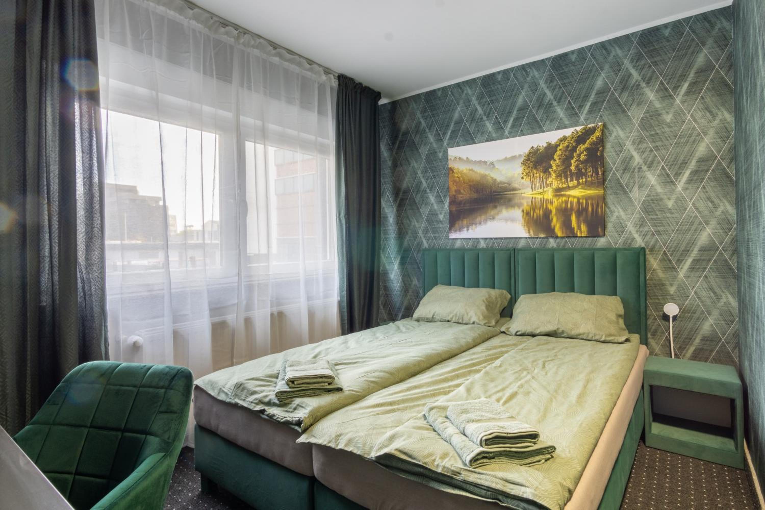 Bed and Breakfast 33