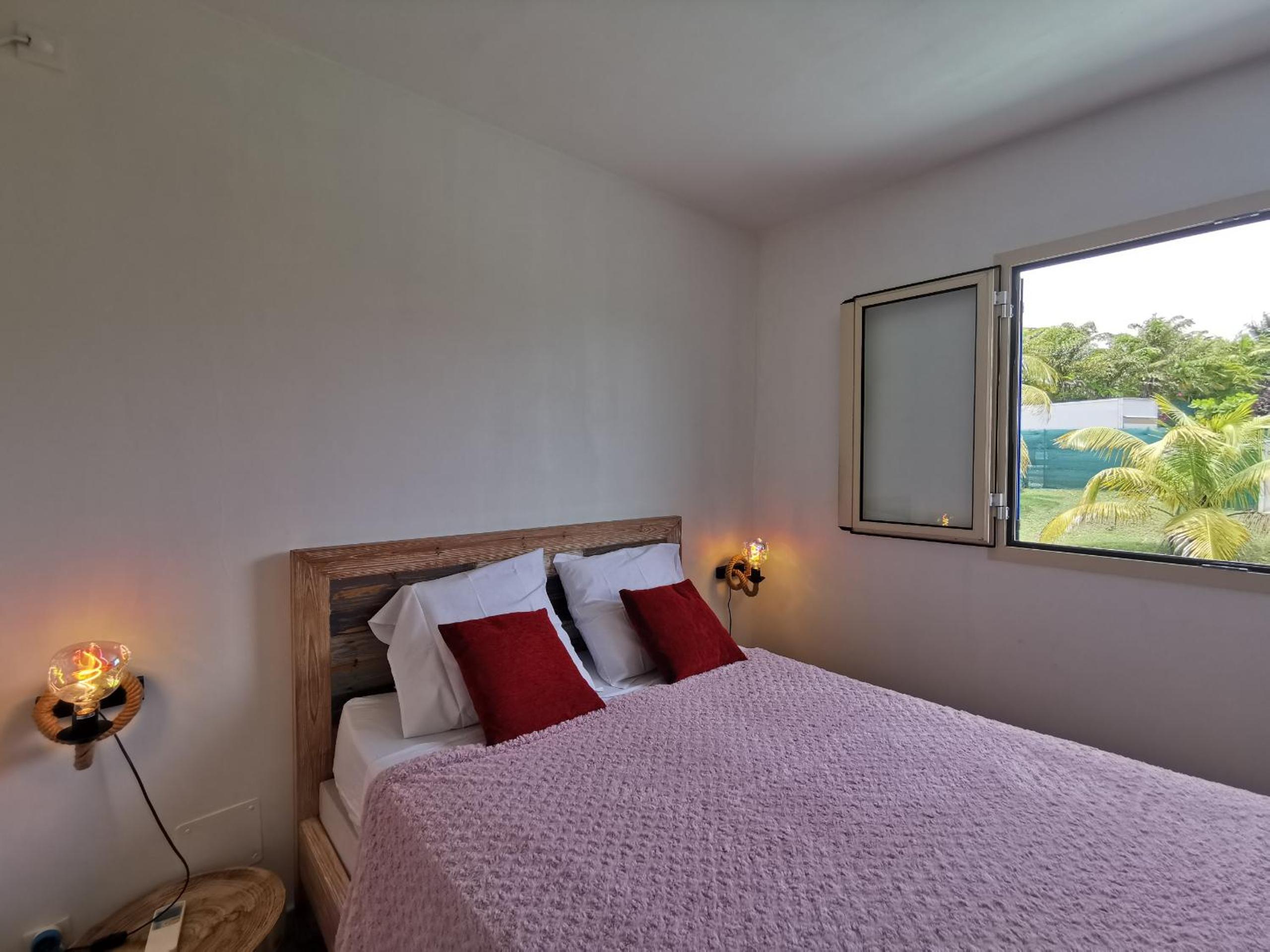 T2 Karu-House - Piscine&Plage - Gosier view 3