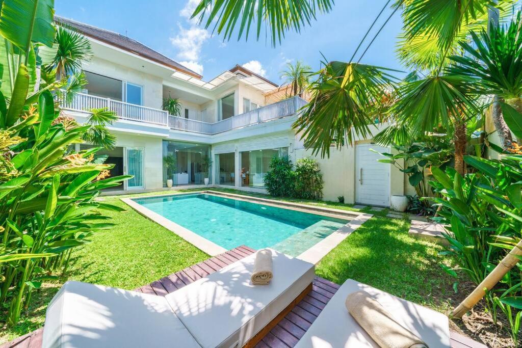 Hotel VILLA MASCA - 5-Star Beach Villa - Tropical Vibes - Image 1