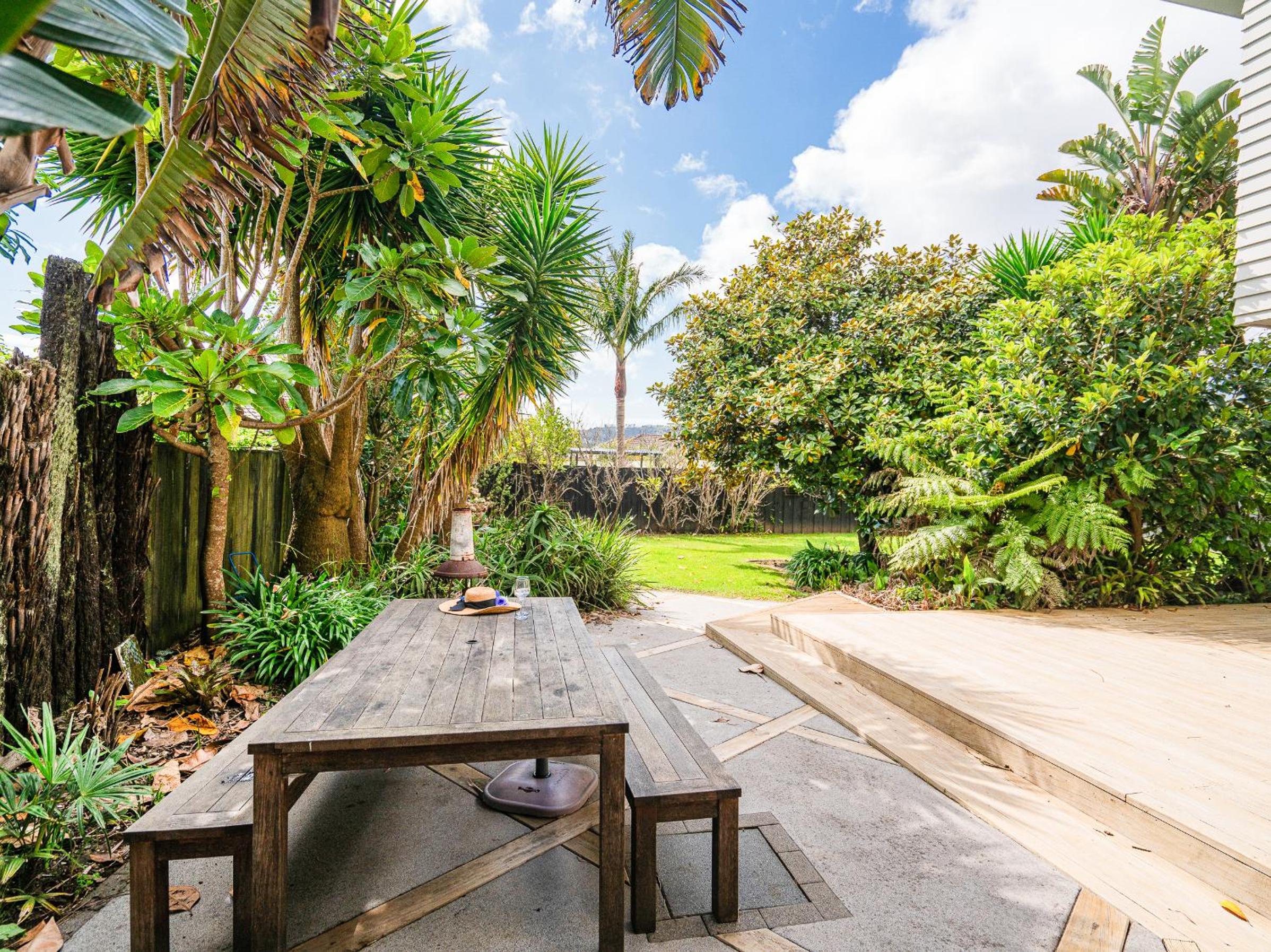Acacia Cote - Whitianga Holiday Home