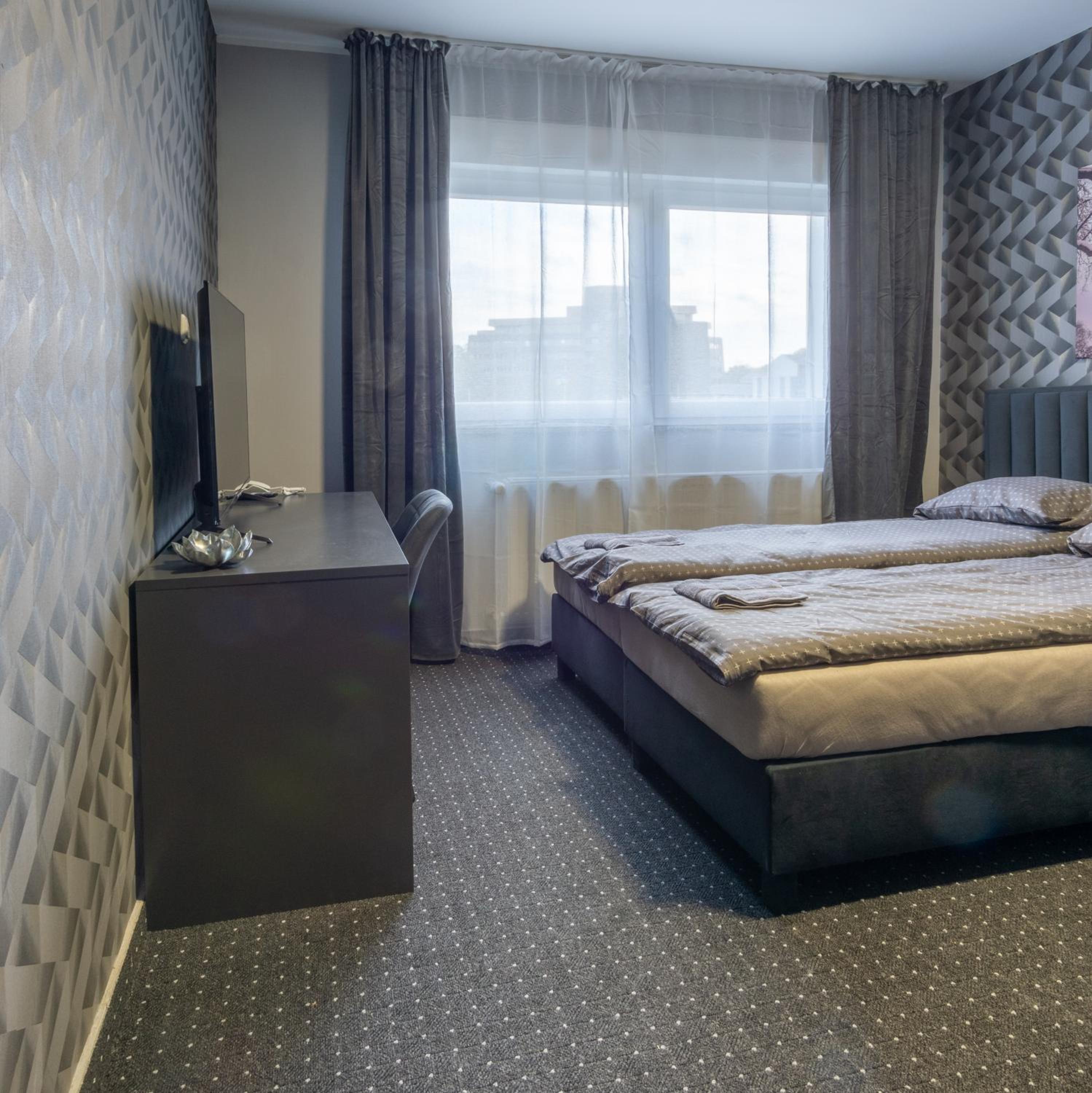 Bed and Breakfast 33