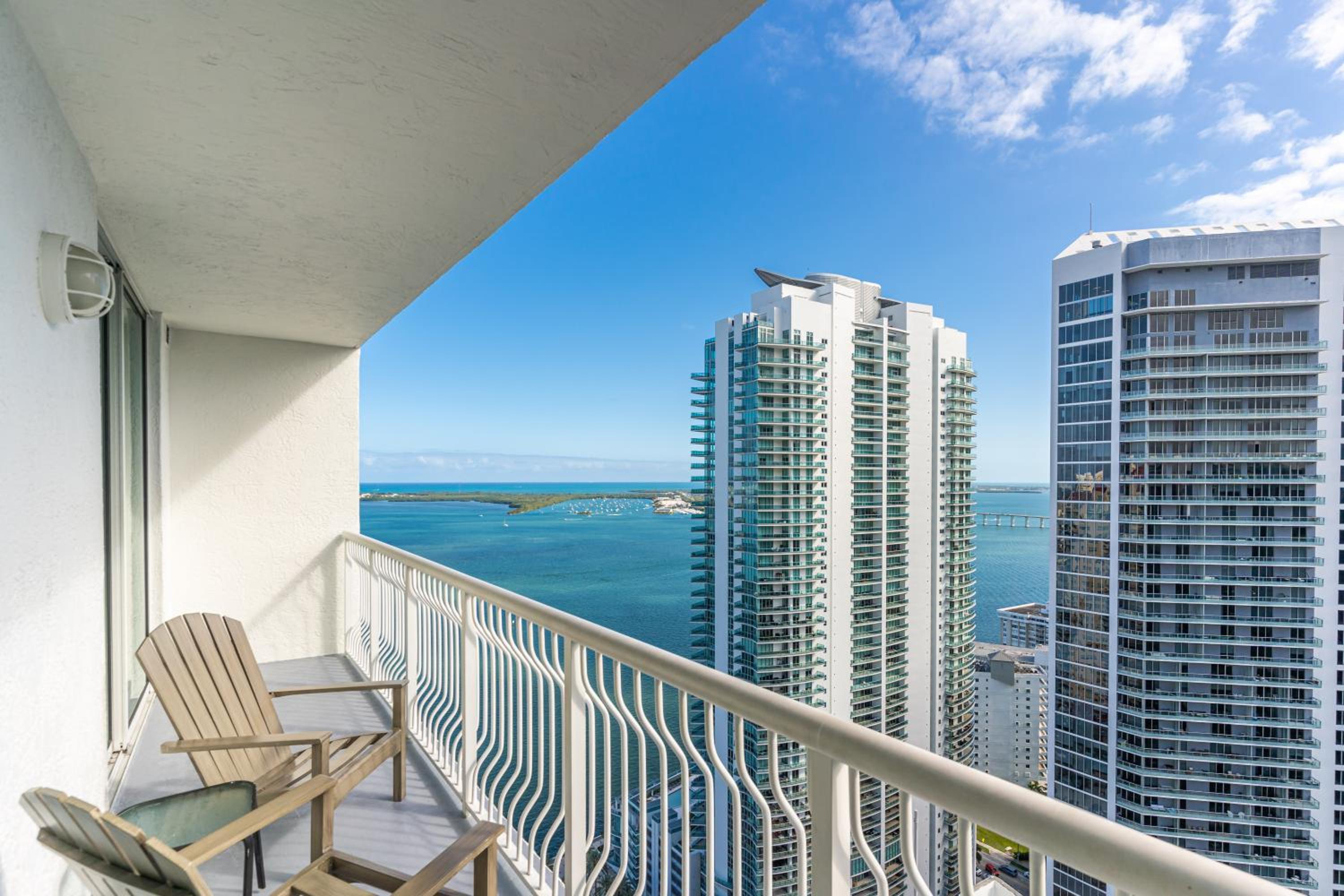 myClub at Brickell Bay