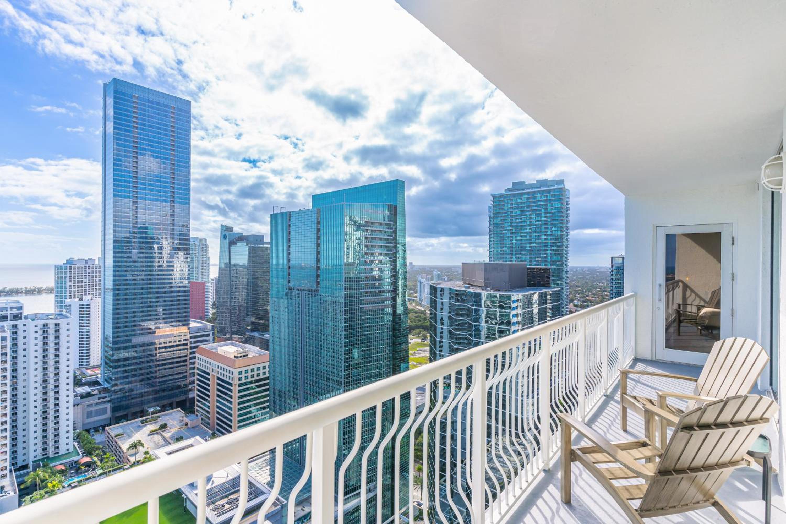 myClub at Brickell Bay