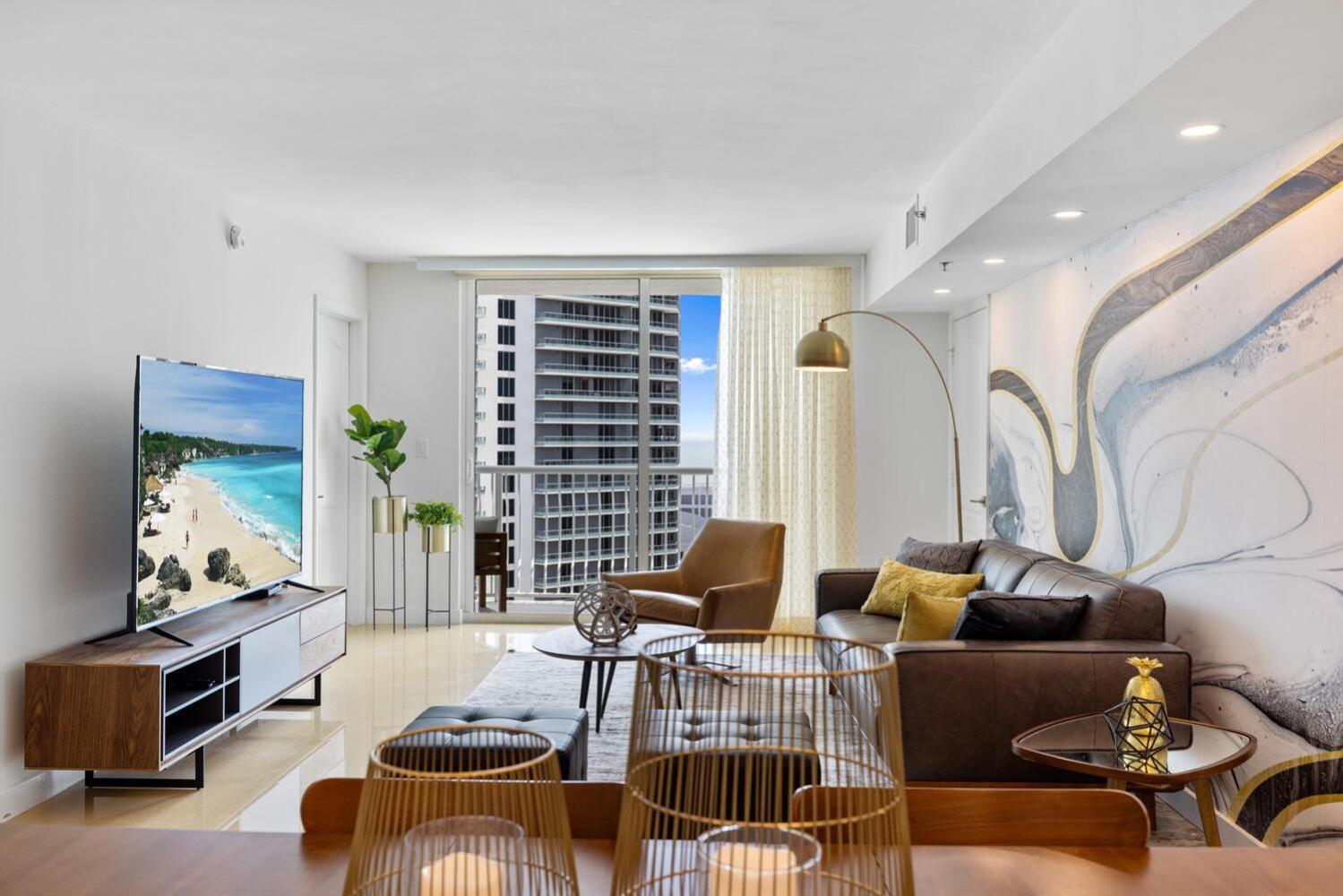 myClub at Brickell Bay