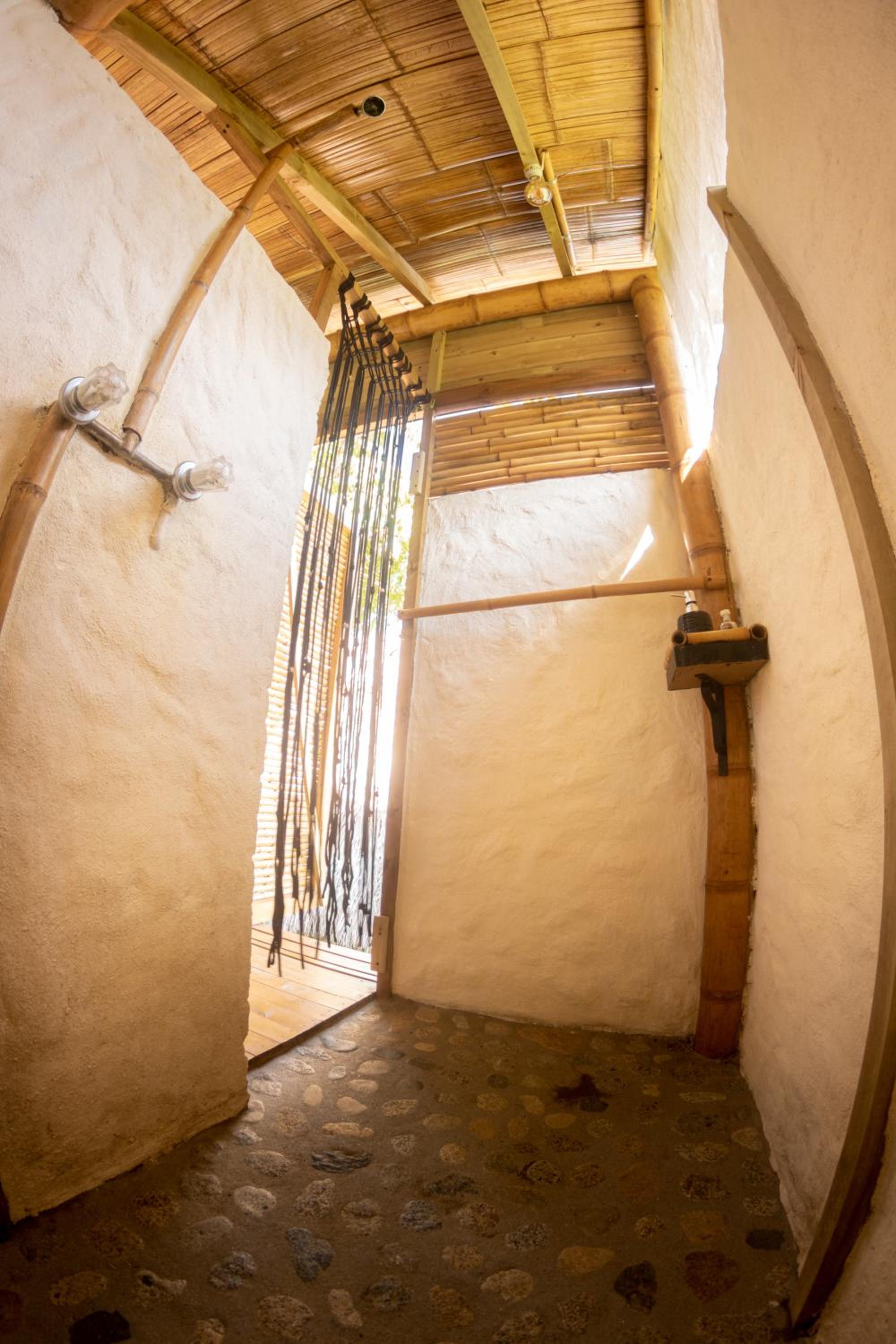 La Perla Negra Eco-Lodge & Hostel