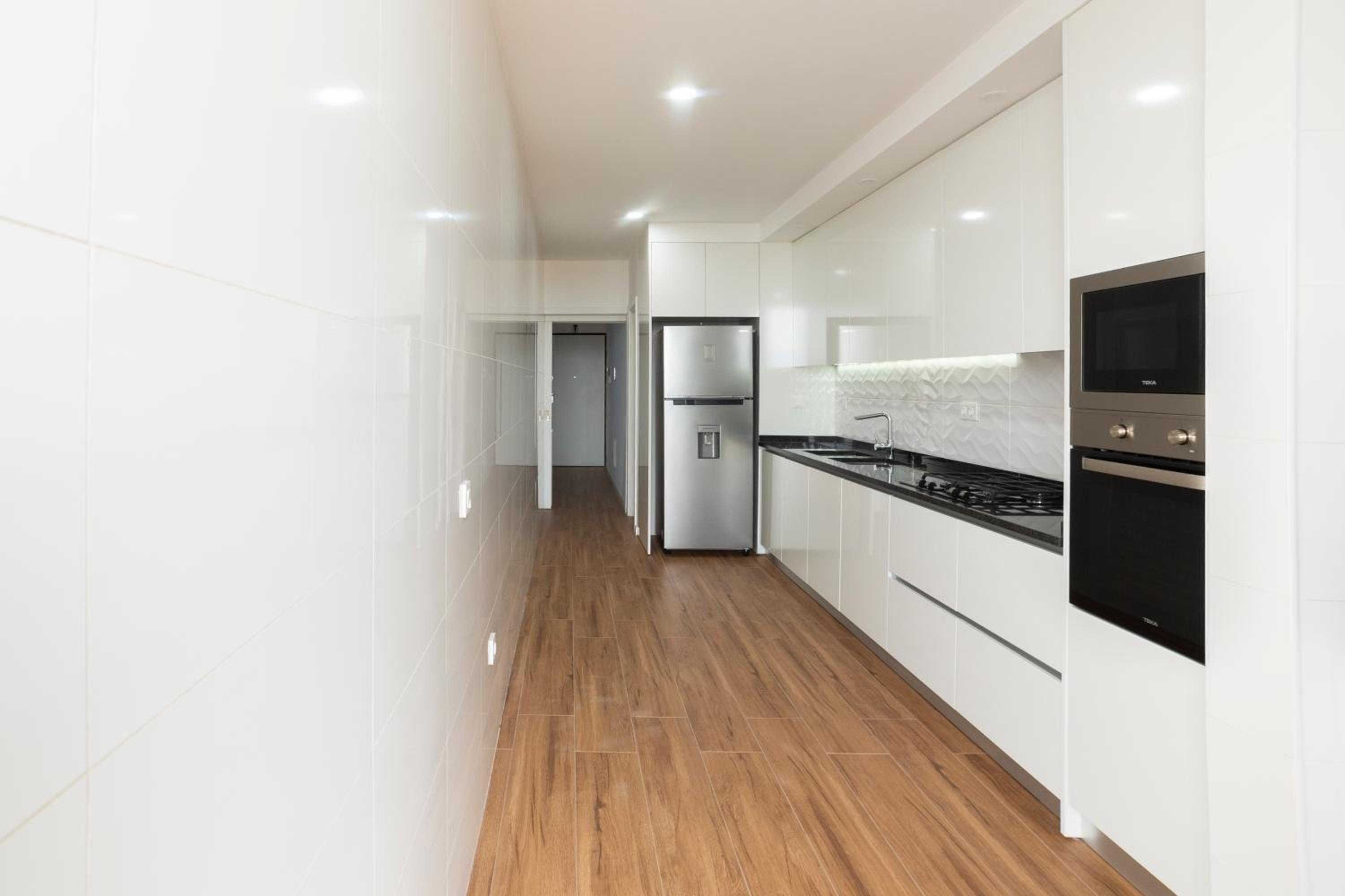 3 bdr aprt, rooftop pool & seaview - LCGR