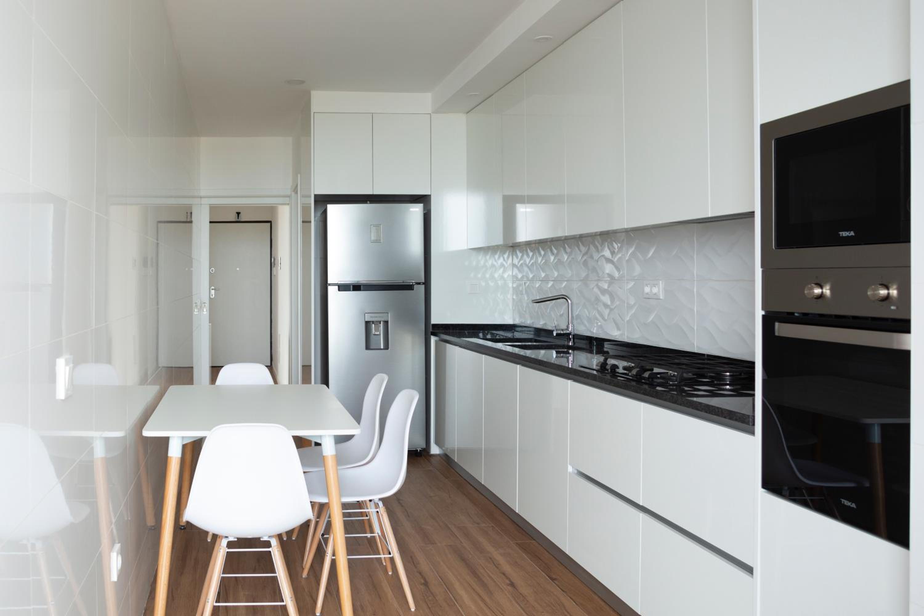 3 bdr aprt, rooftop pool & seaview - LCGR